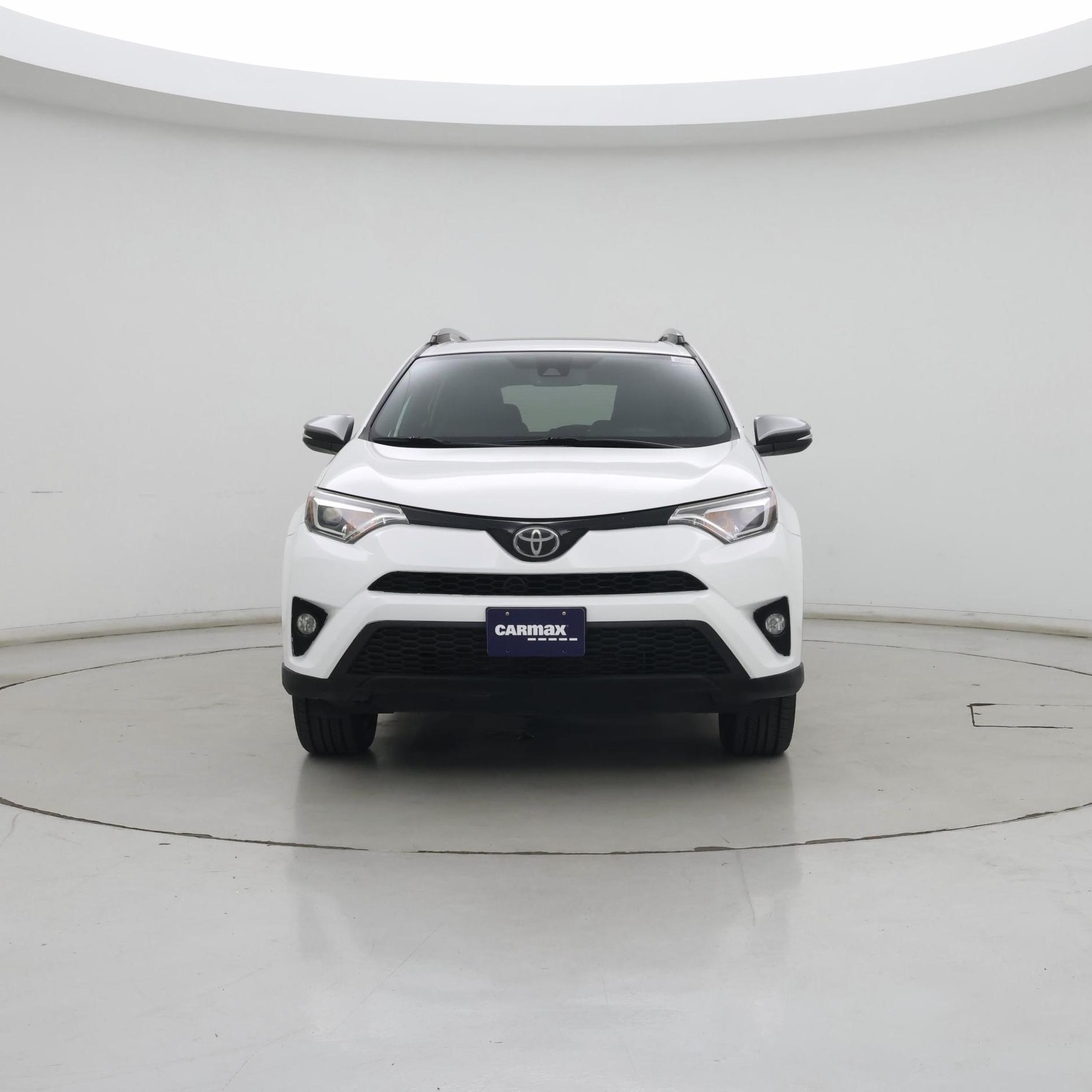 Thumbnail: 2018 Toyota RAV4 - 5