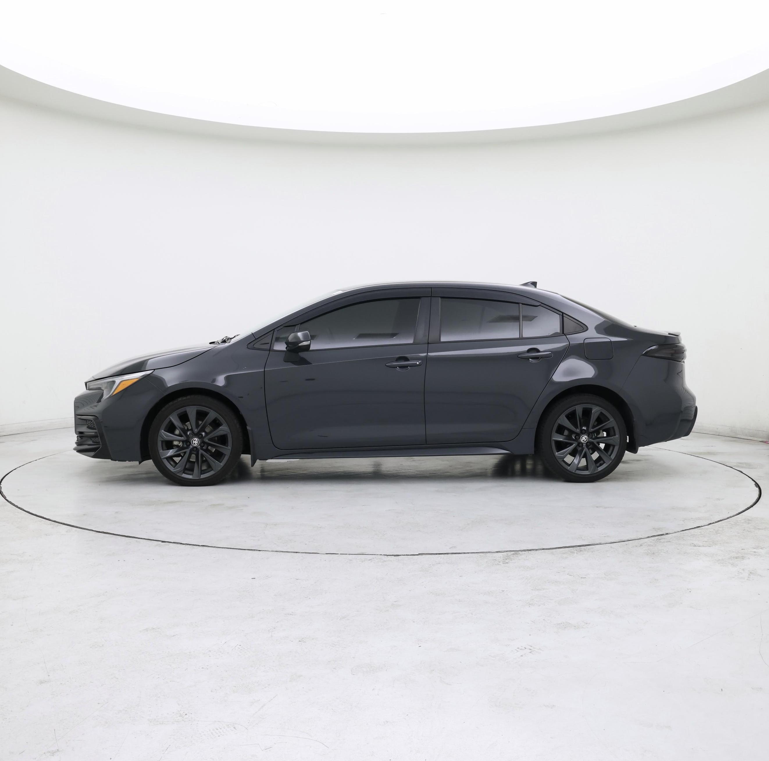 Thumbnail: 2023 Toyota Corolla - 3