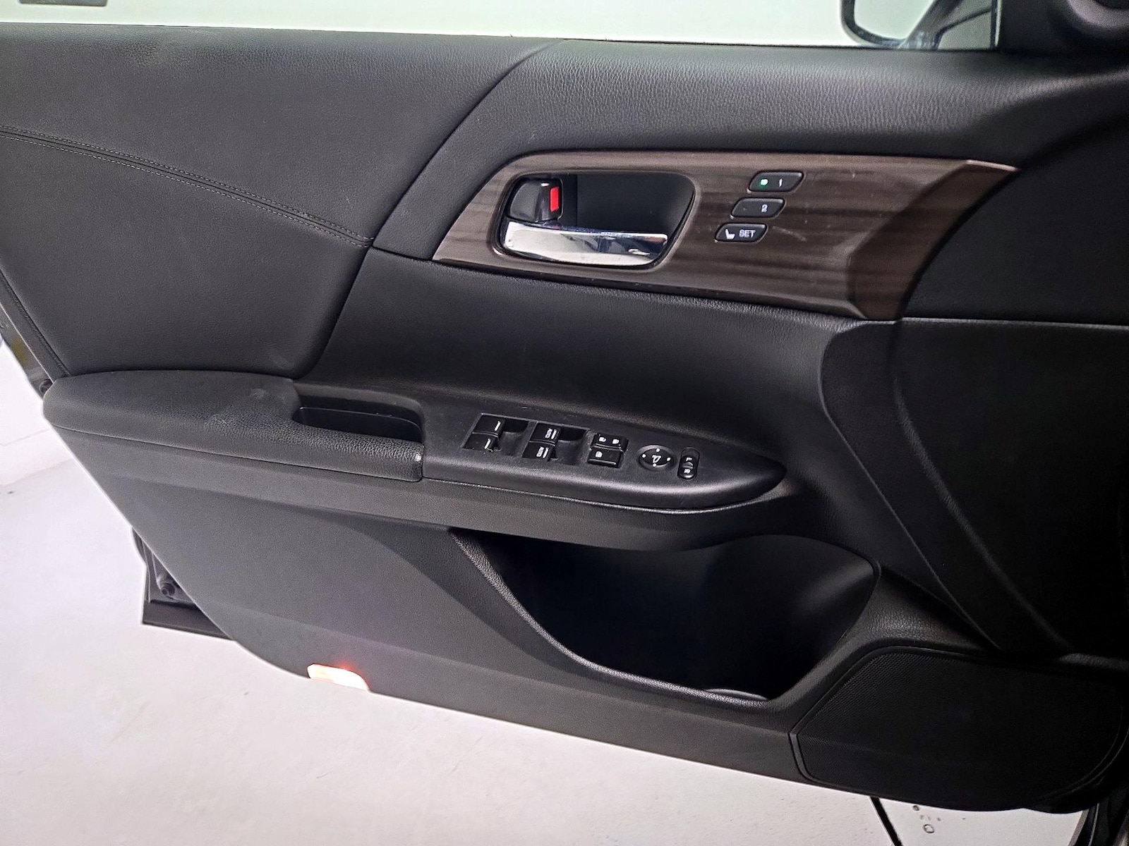2017 Honda Accord Touring - Photo 11