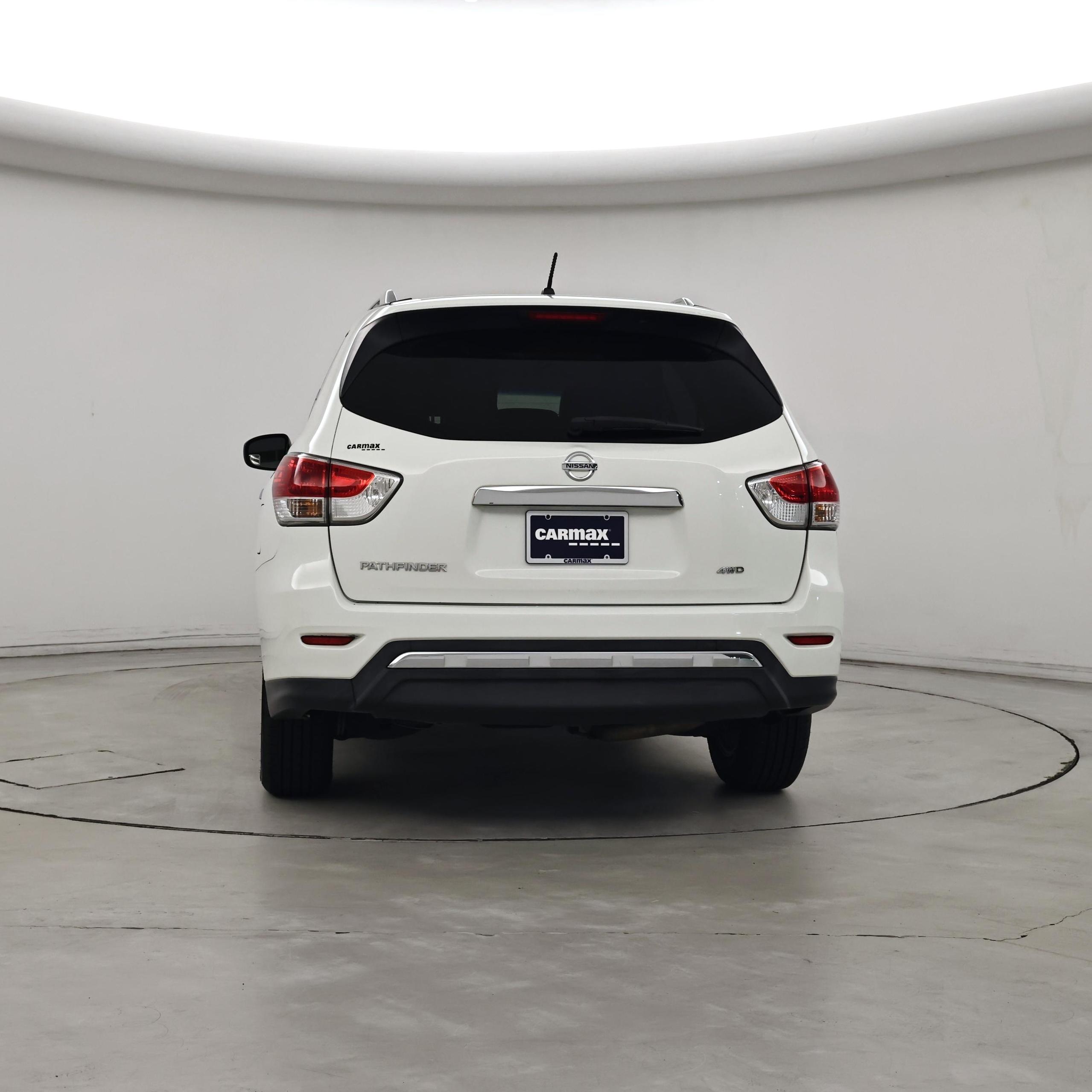 Thumbnail: 2016 Nissan Pathfinder - 6