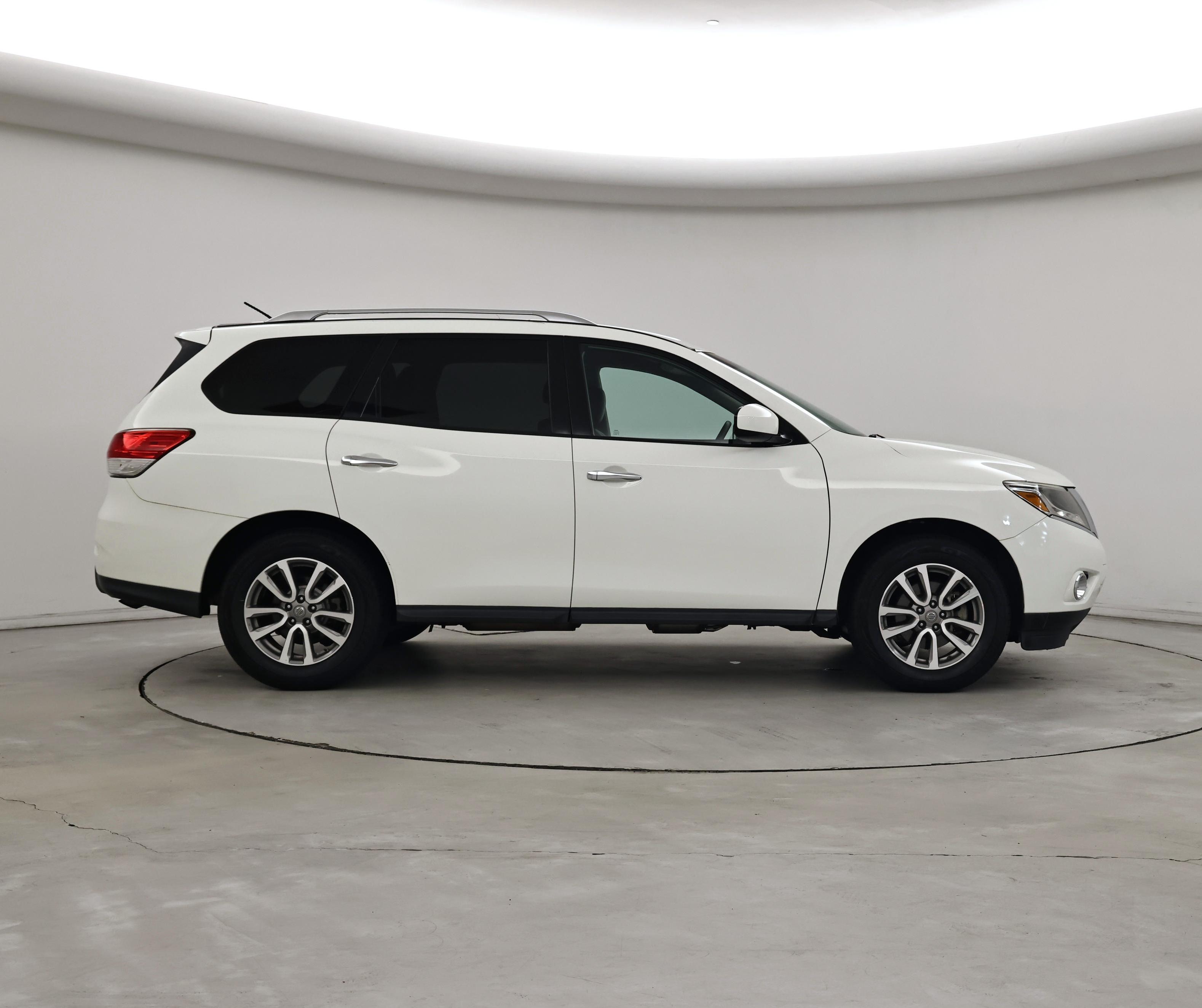 Thumbnail: 2016 Nissan Pathfinder - 7