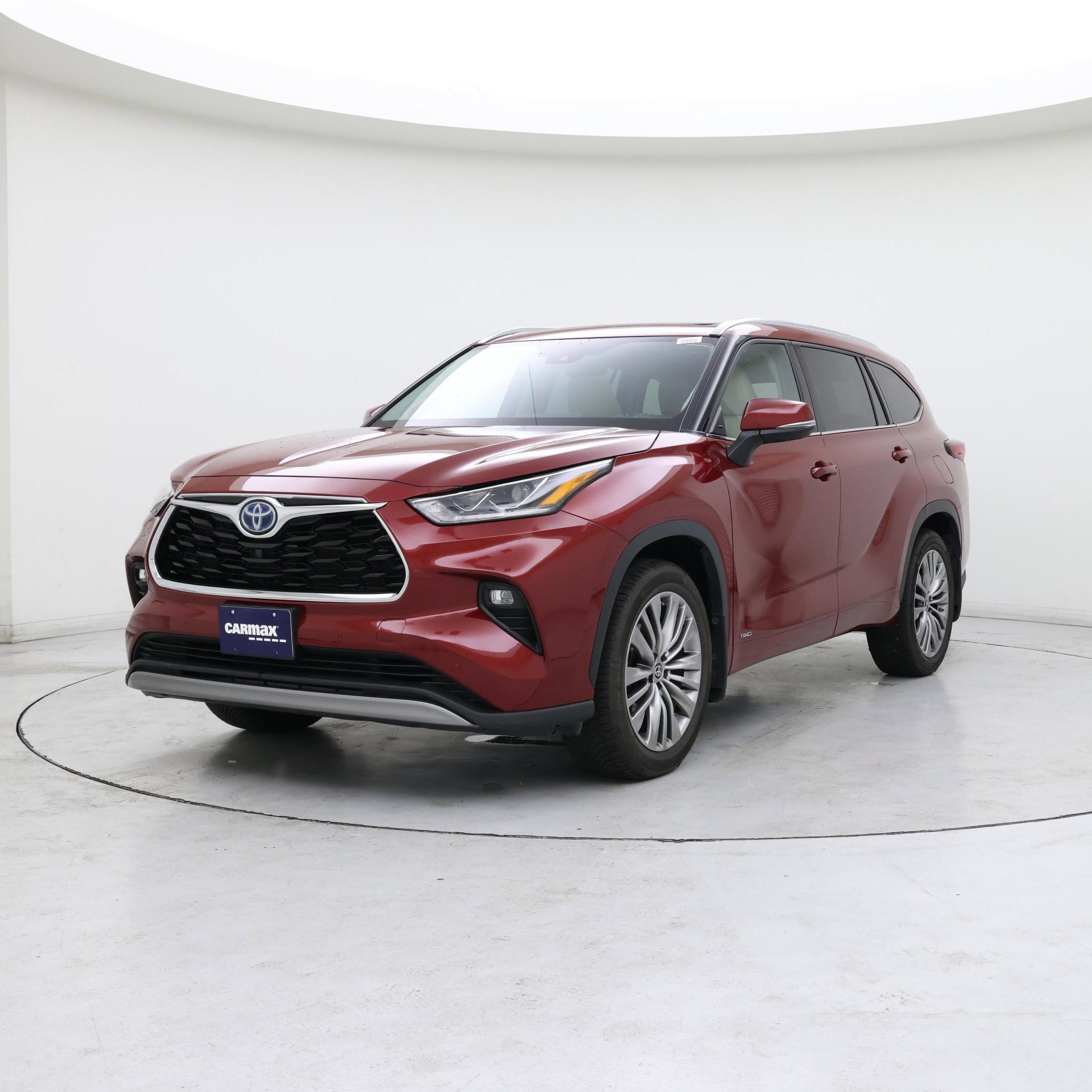 Thumbnail: 2022 Toyota Highlander - 4