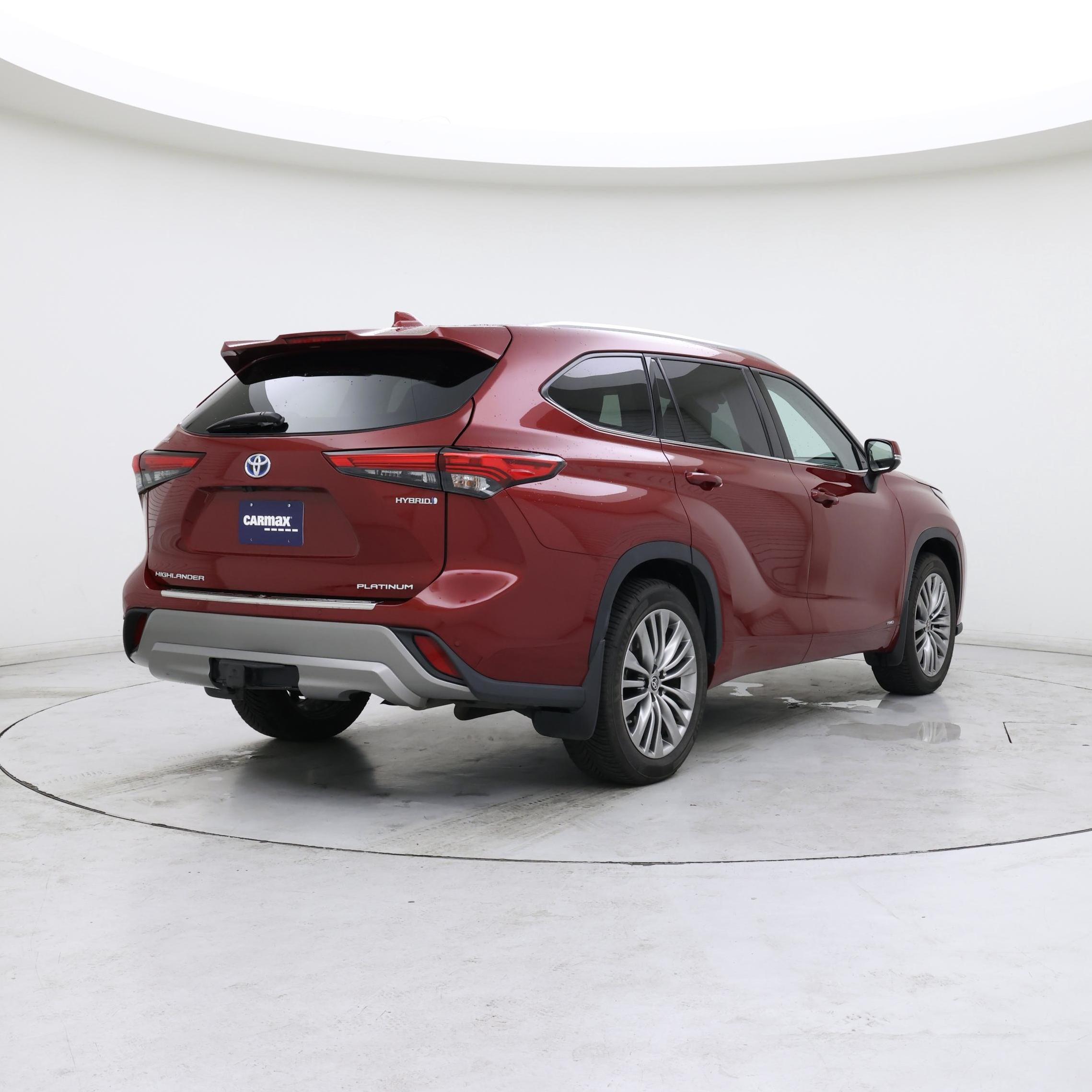 Thumbnail: 2022 Toyota Highlander - 8