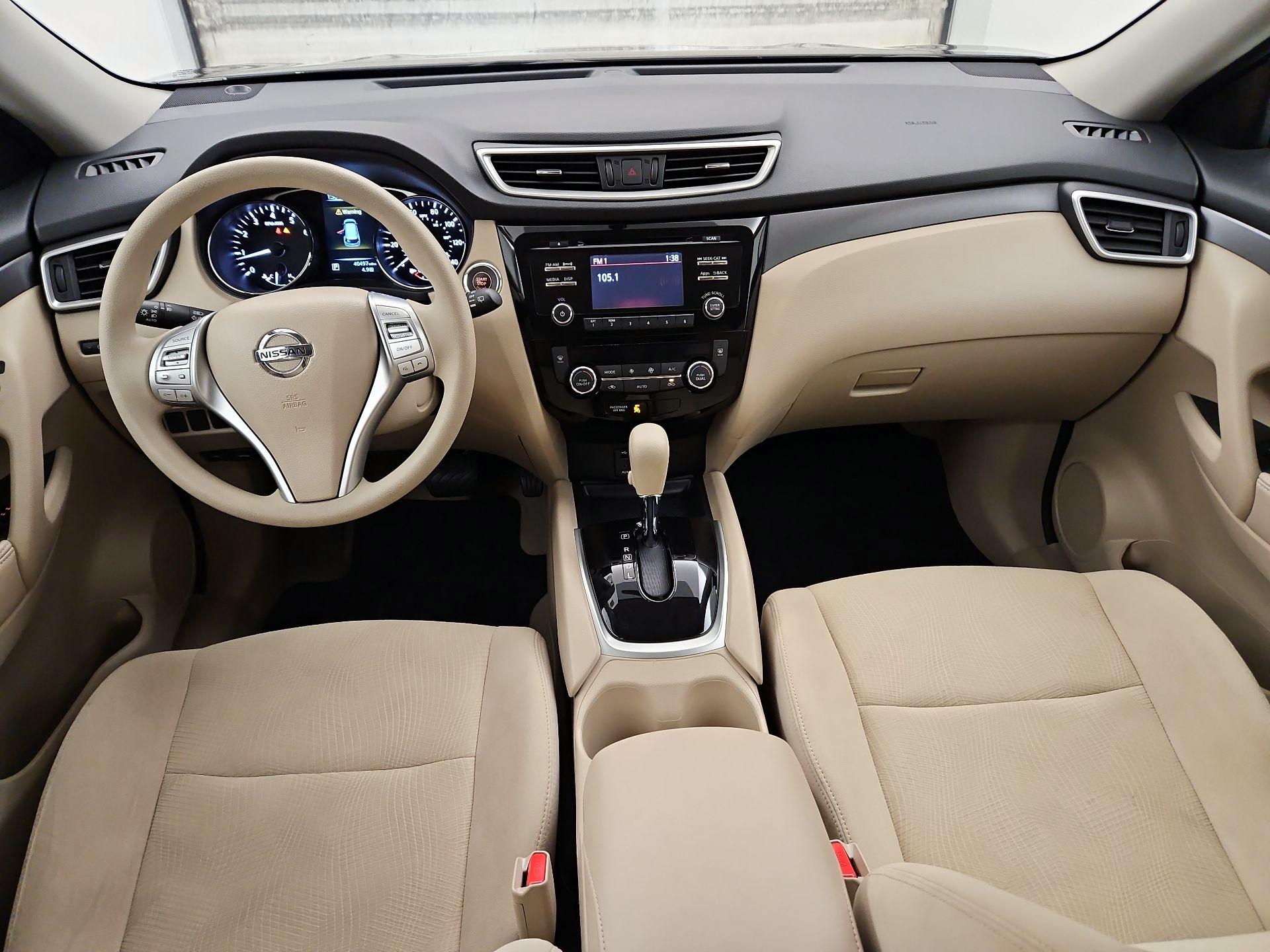 Thumbnail: 2015 Nissan Rogue - 9