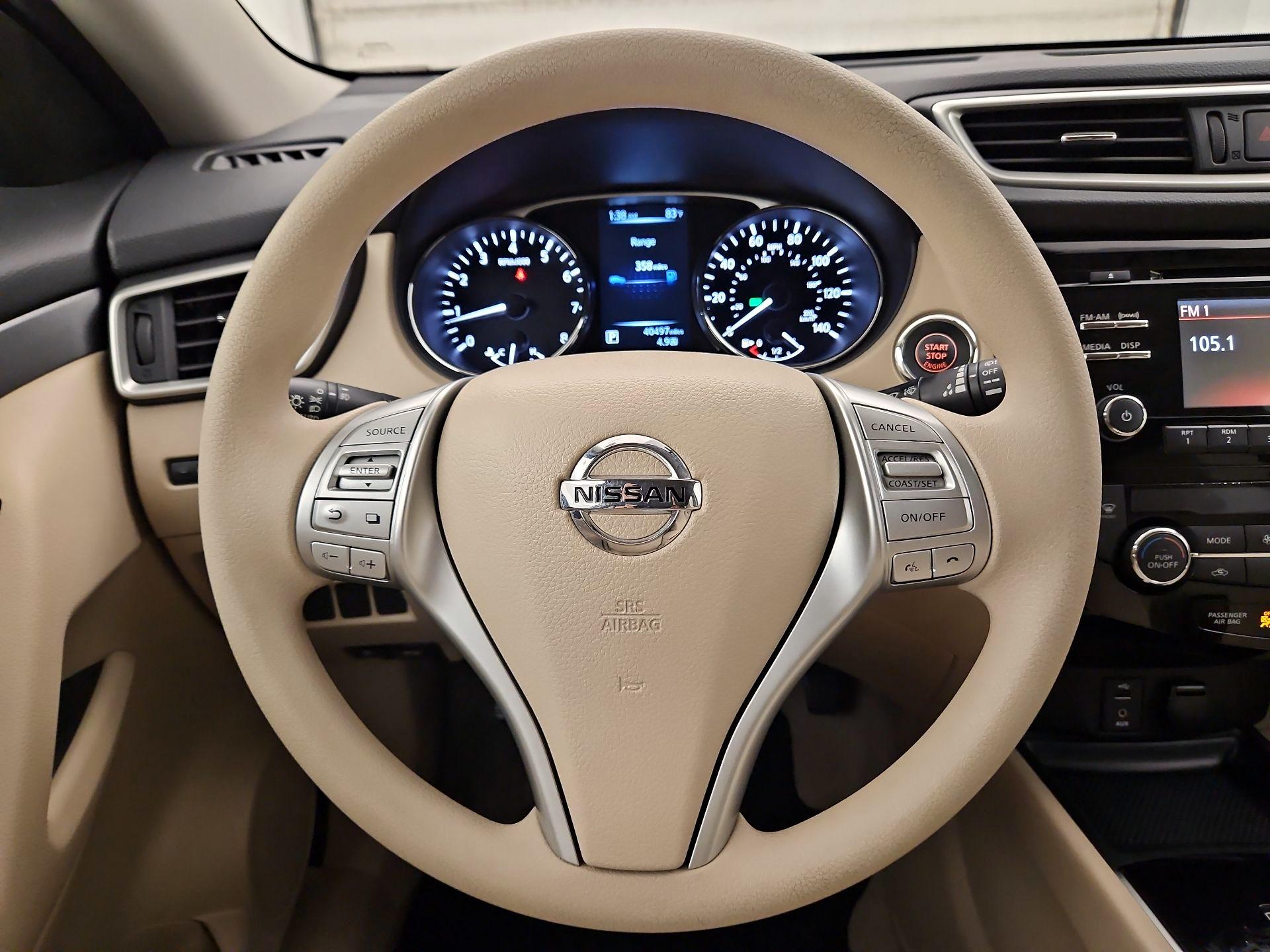 Thumbnail: 2015 Nissan Rogue - 10