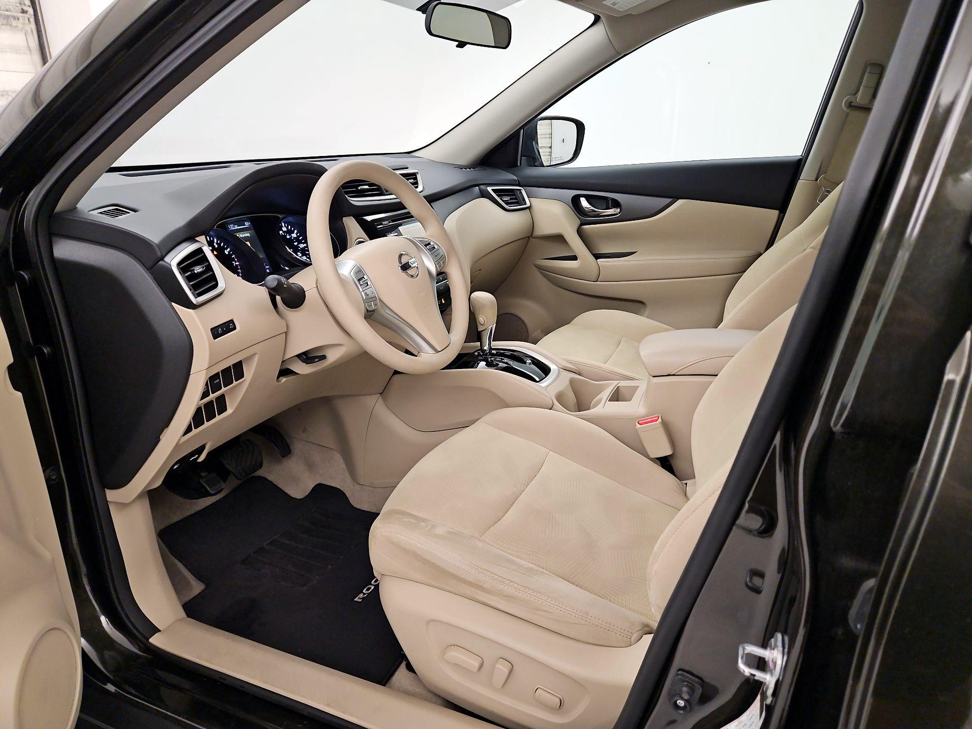 Thumbnail: 2015 Nissan Rogue - 11