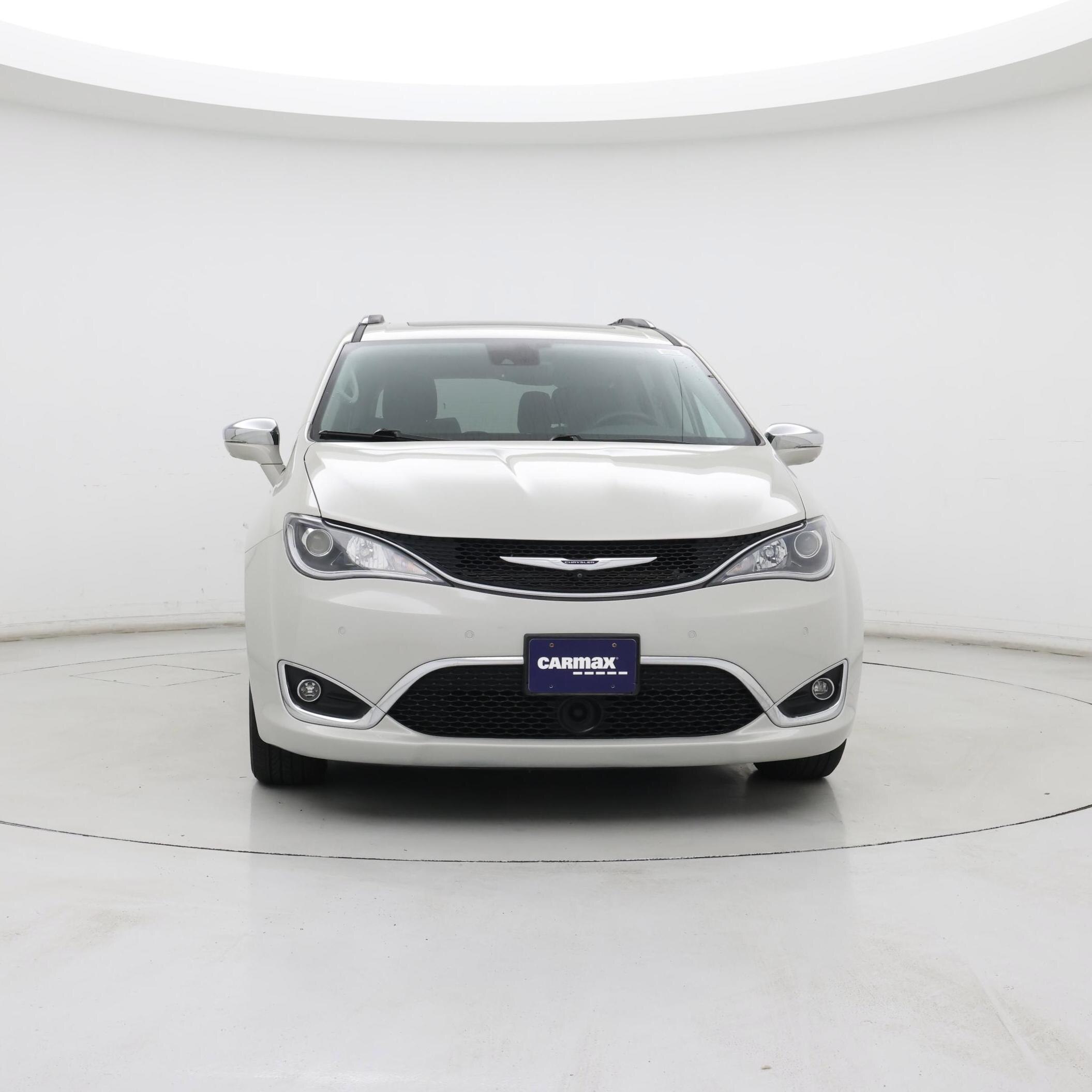 Thumbnail: 2019 Chrysler Pacifica - 5
