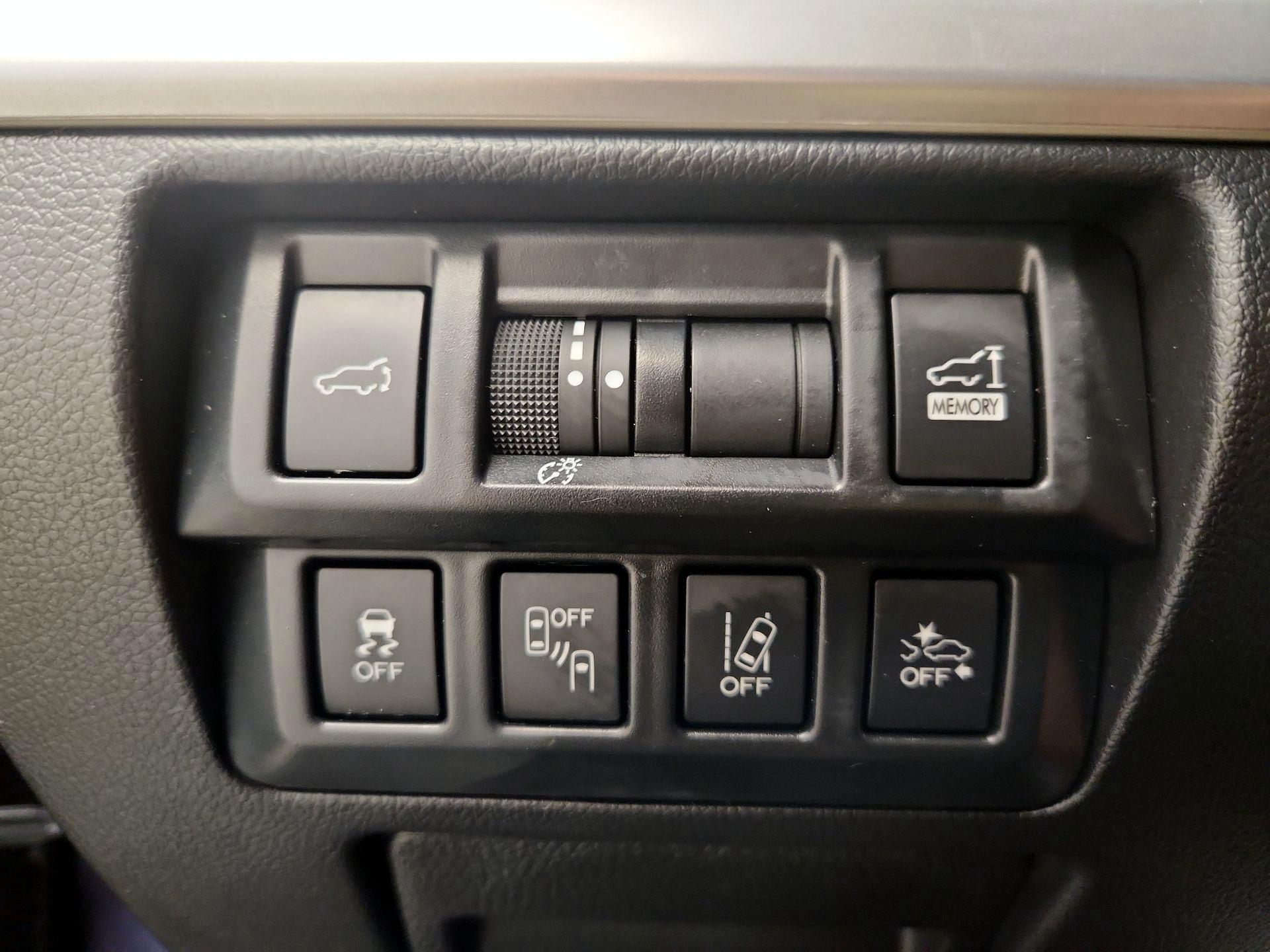 Thumbnail: 2018 Subaru Outback - 13