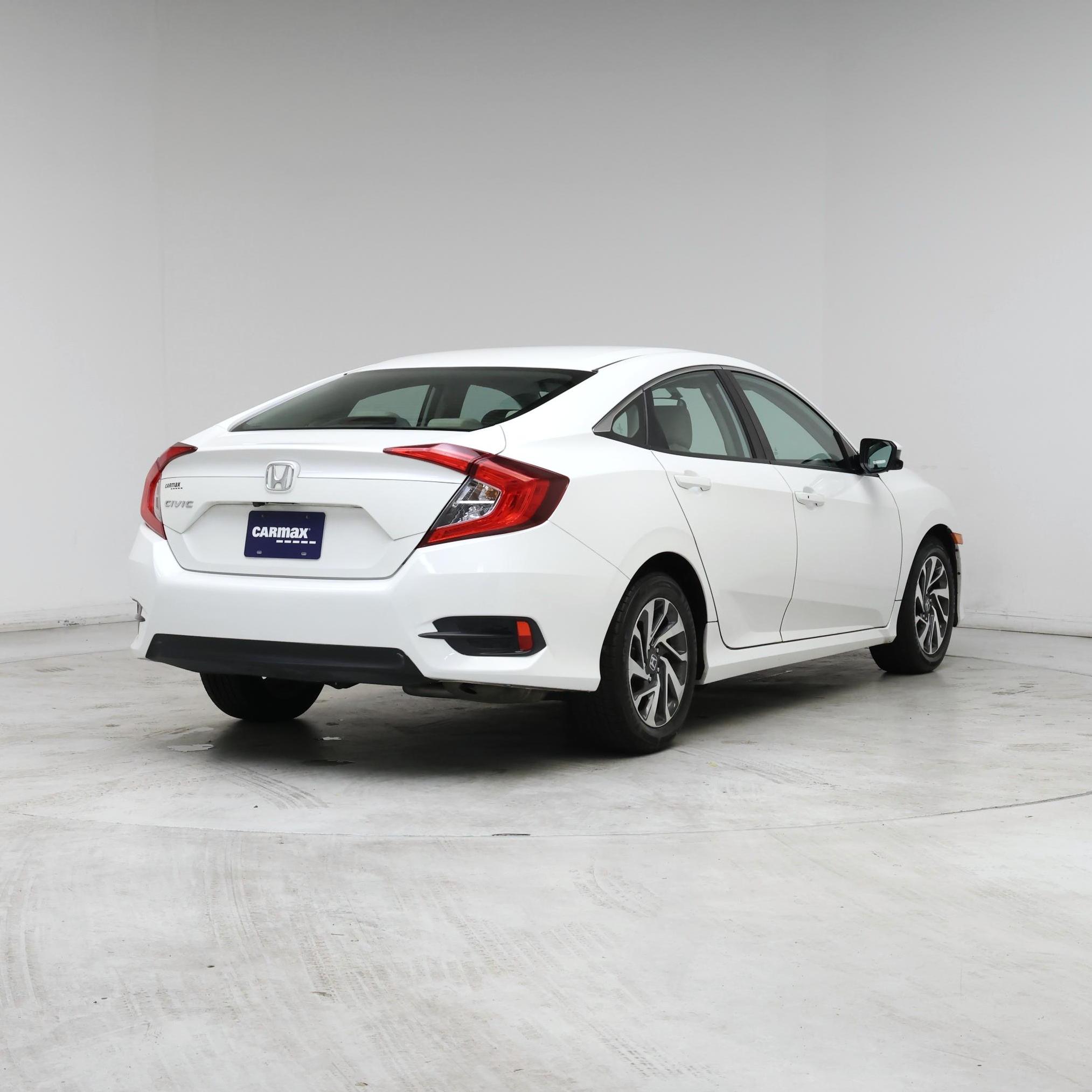 Thumbnail: 2016 Honda Civic - 8