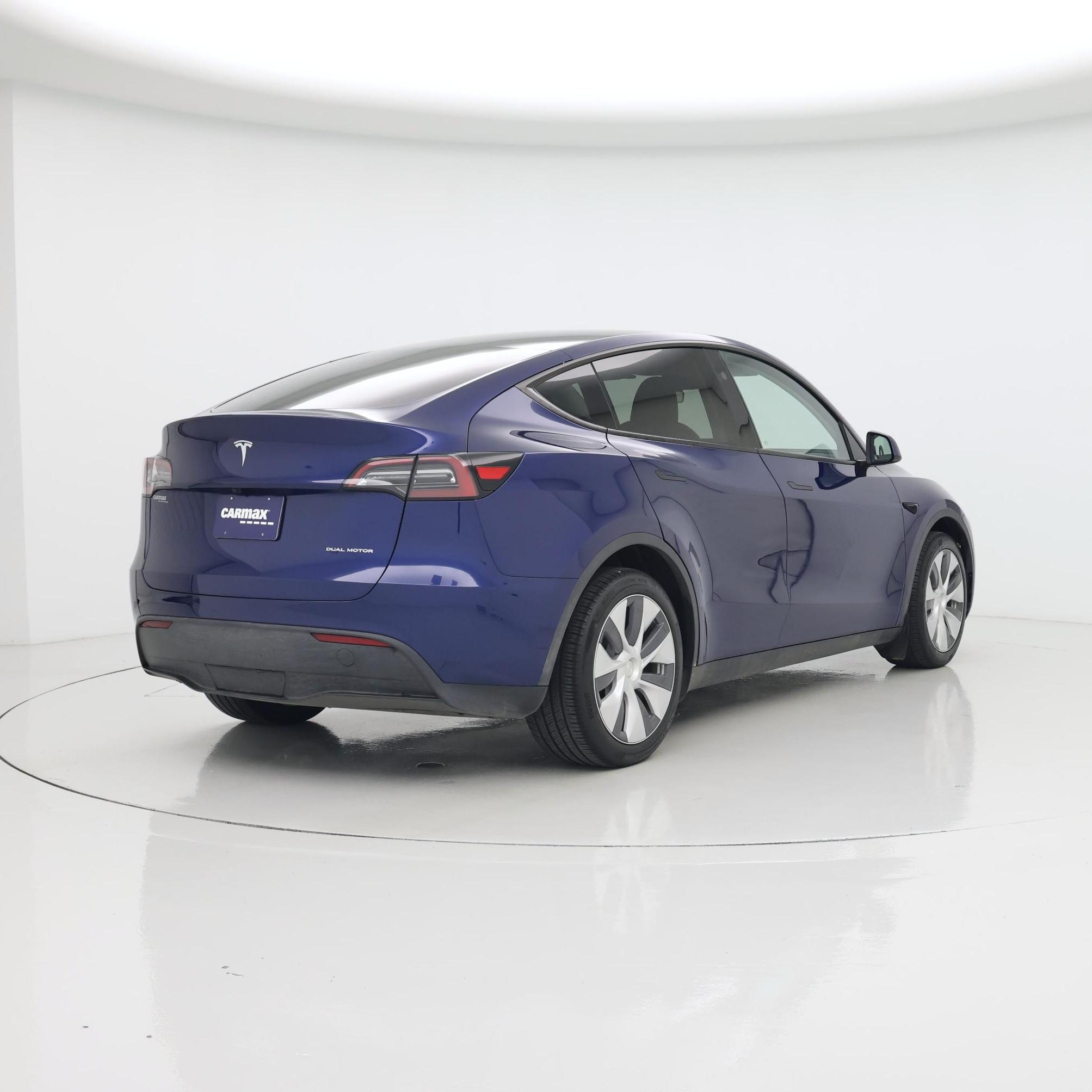 Thumbnail: 2024 Tesla Model Y - 8