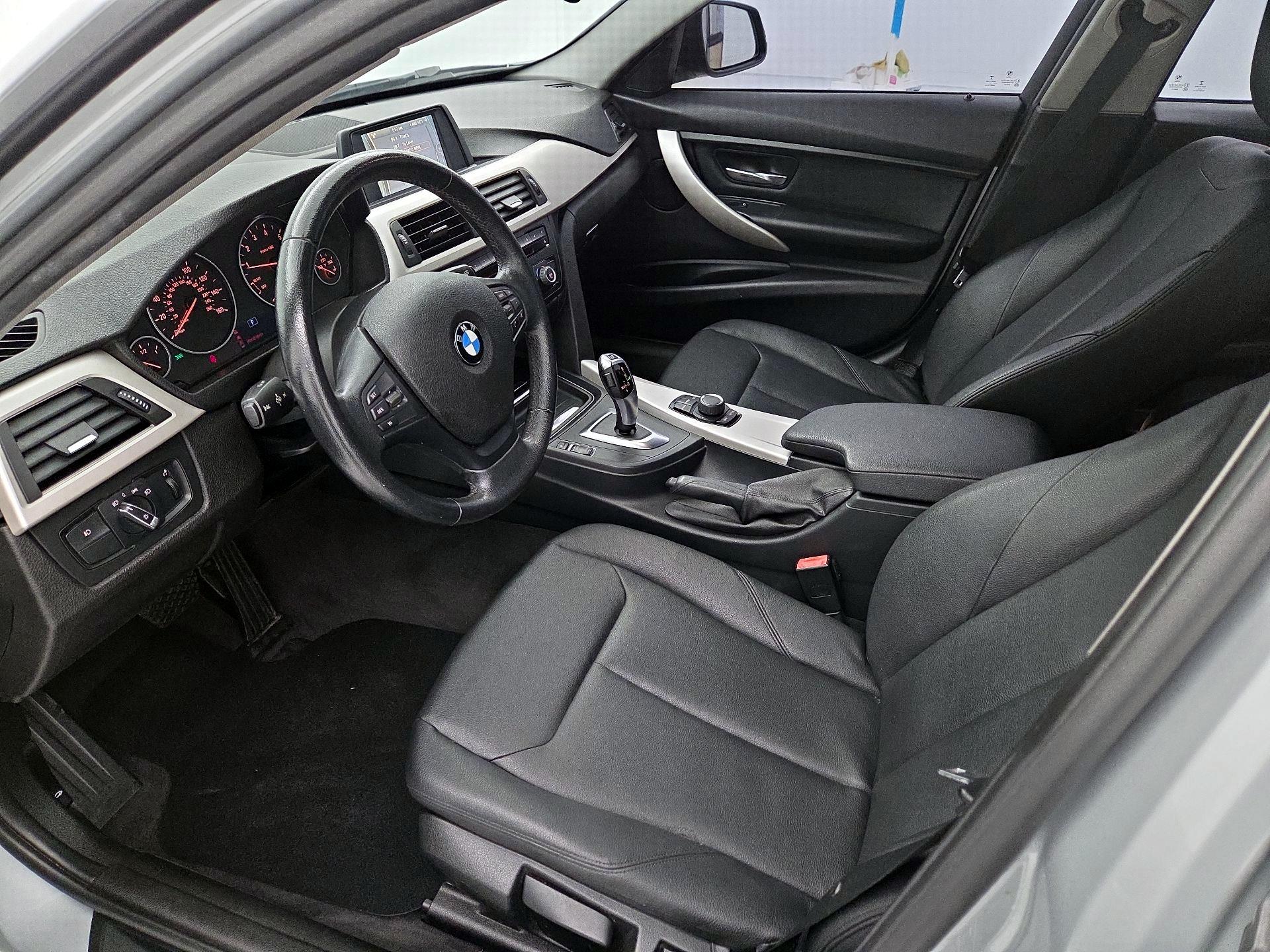 Thumbnail: 2014 BMW 3 Series - 11