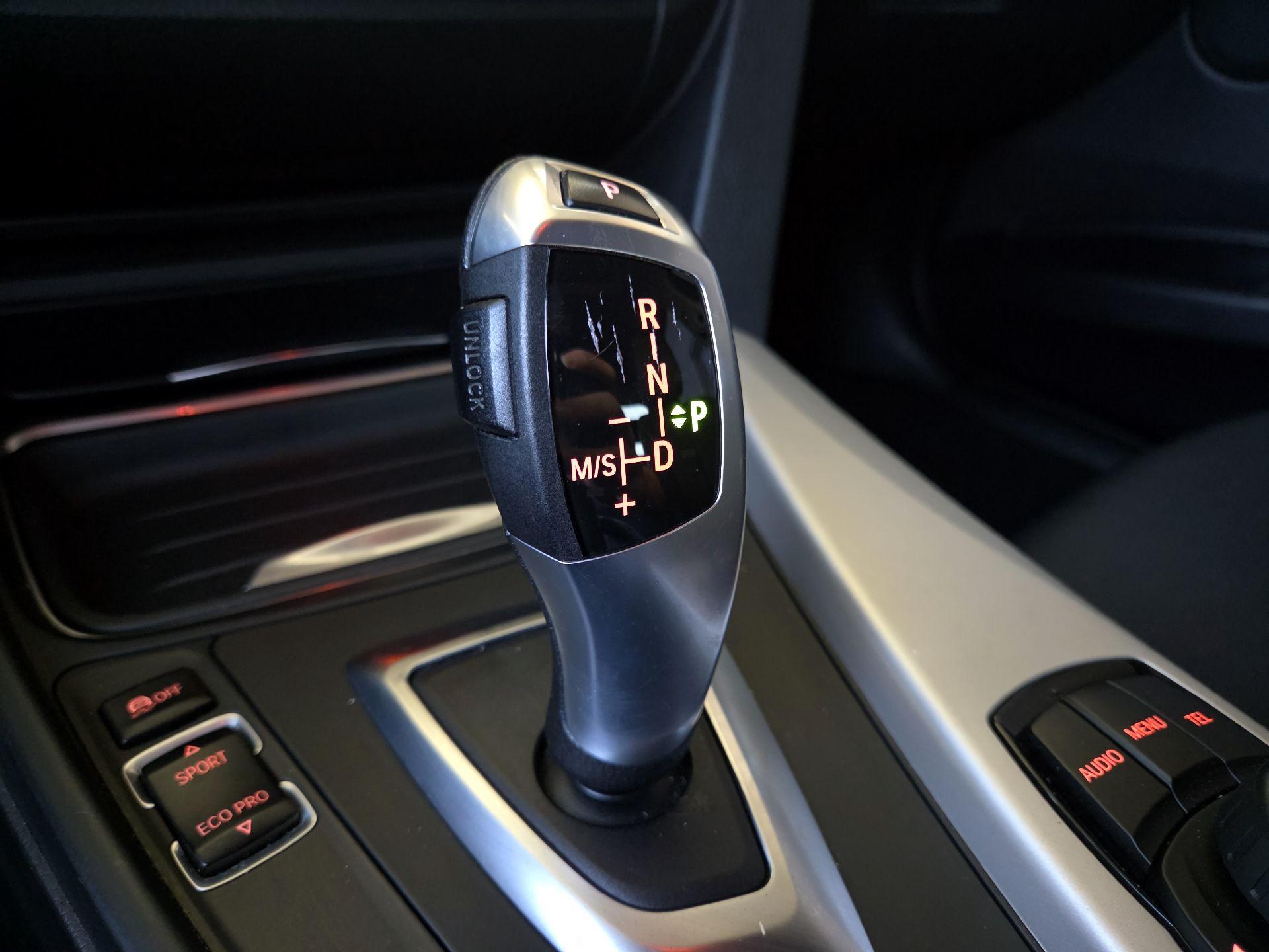 Thumbnail: 2014 BMW 3 Series - 16