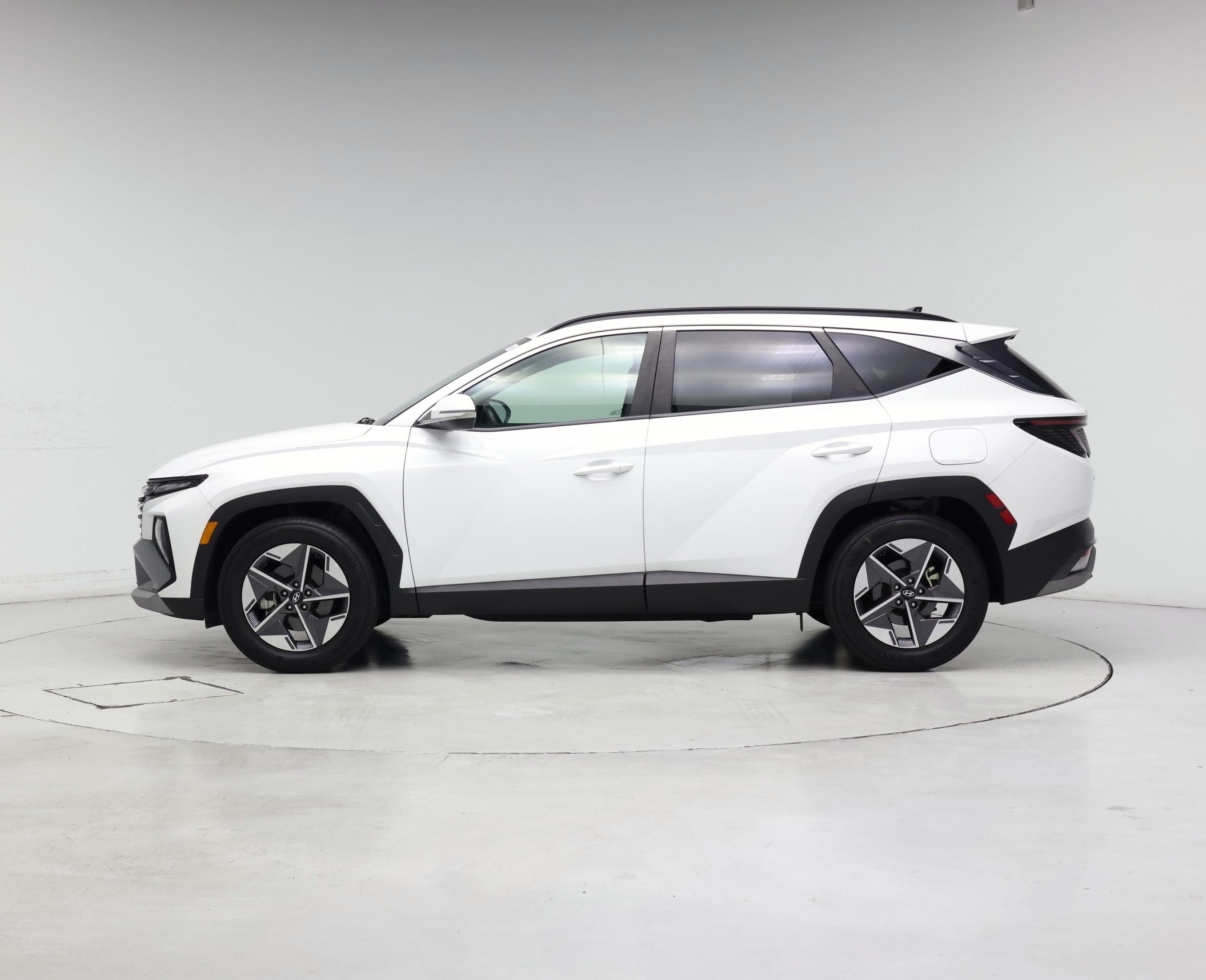 Thumbnail: 2025 Hyundai Tucson - 3