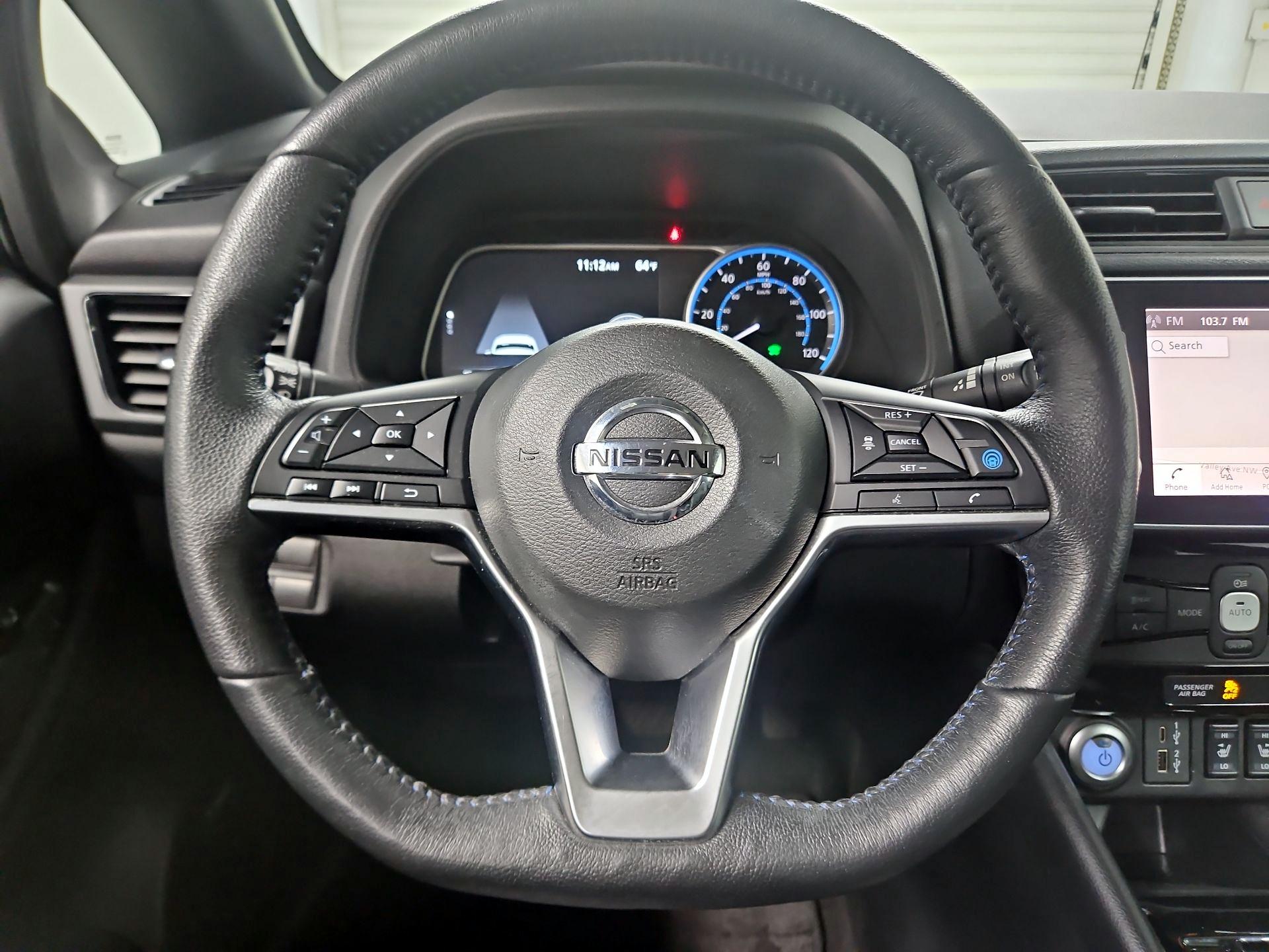 Thumbnail: 2022 Nissan Leaf - 10