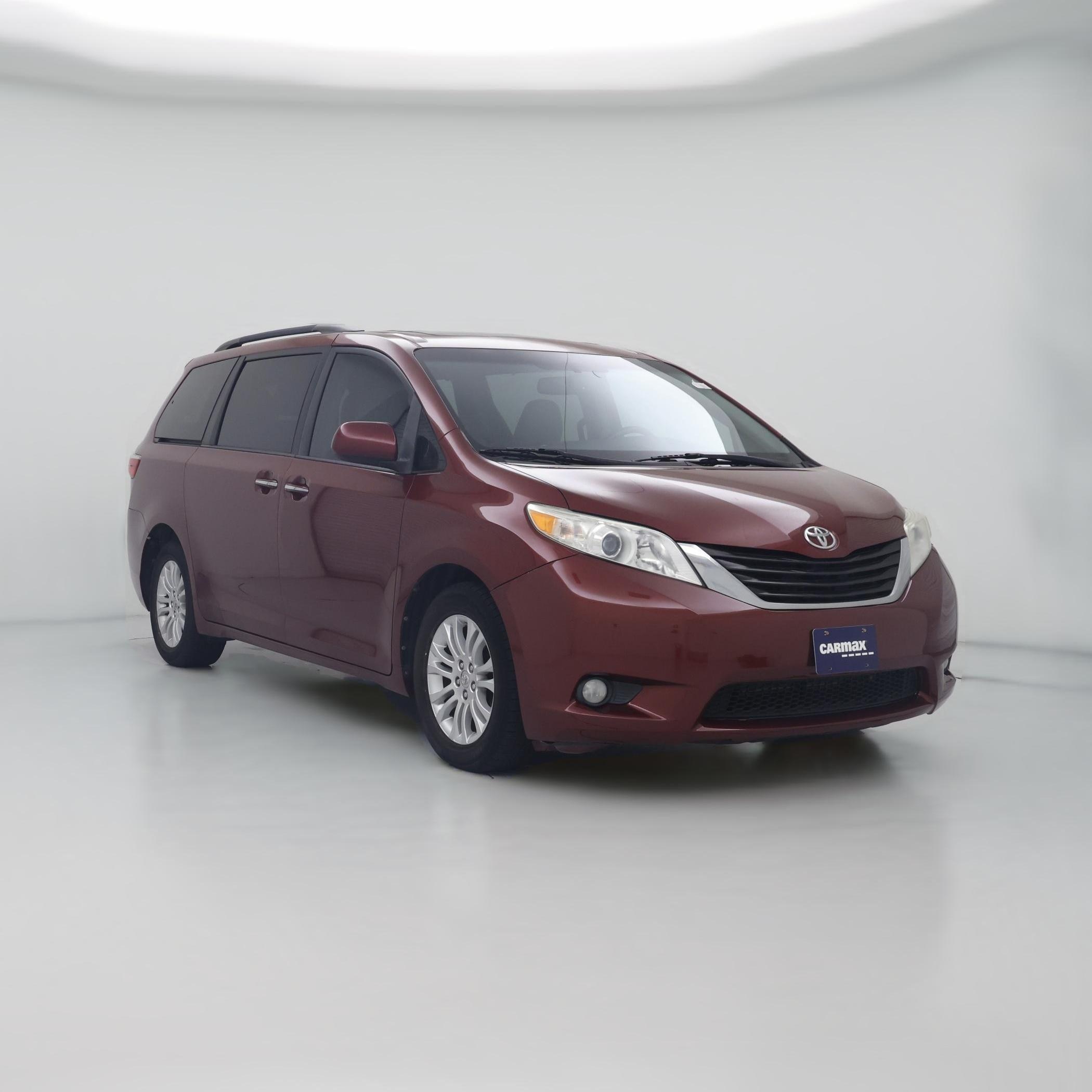 Thumbnail: 2016 Toyota Sienna - 1