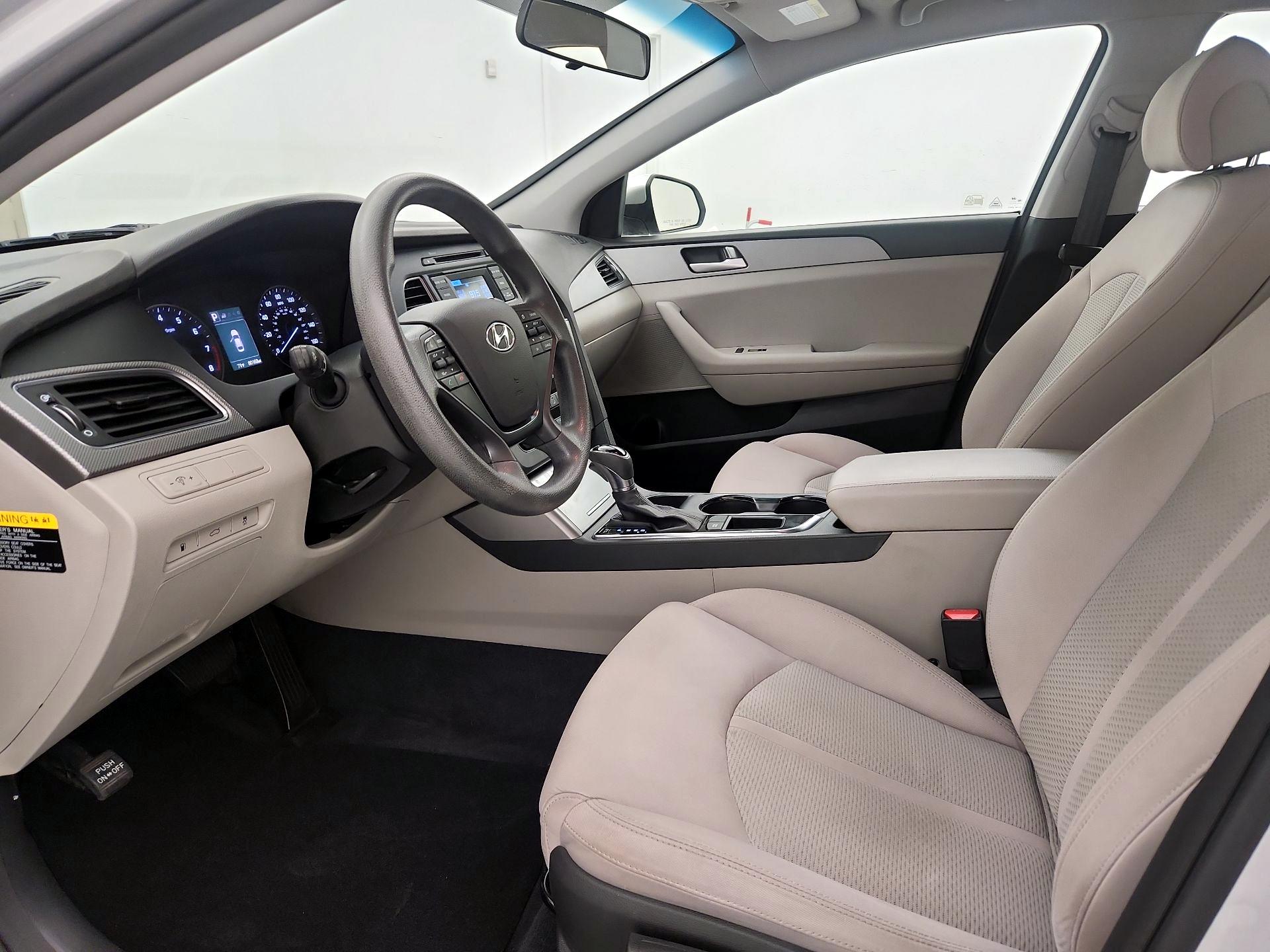Thumbnail: 2015 Hyundai Sonata - 11