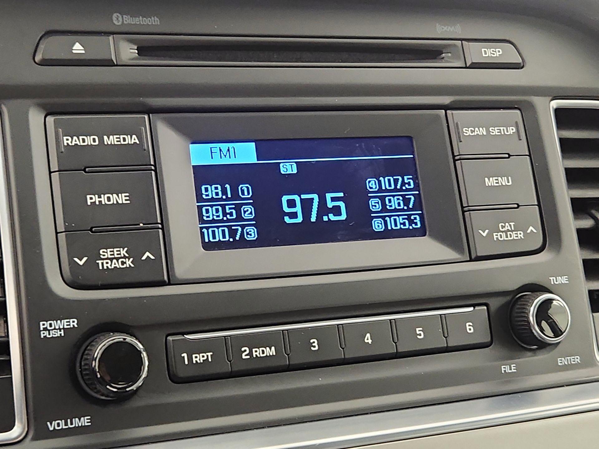 Thumbnail: 2015 Hyundai Sonata - 14