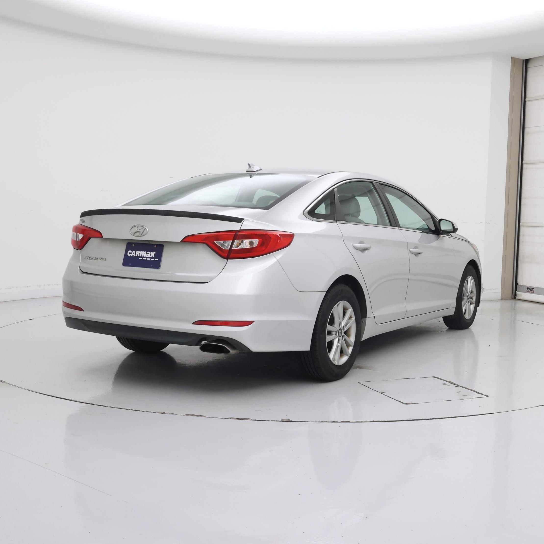 Thumbnail: 2015 Hyundai Sonata - 8