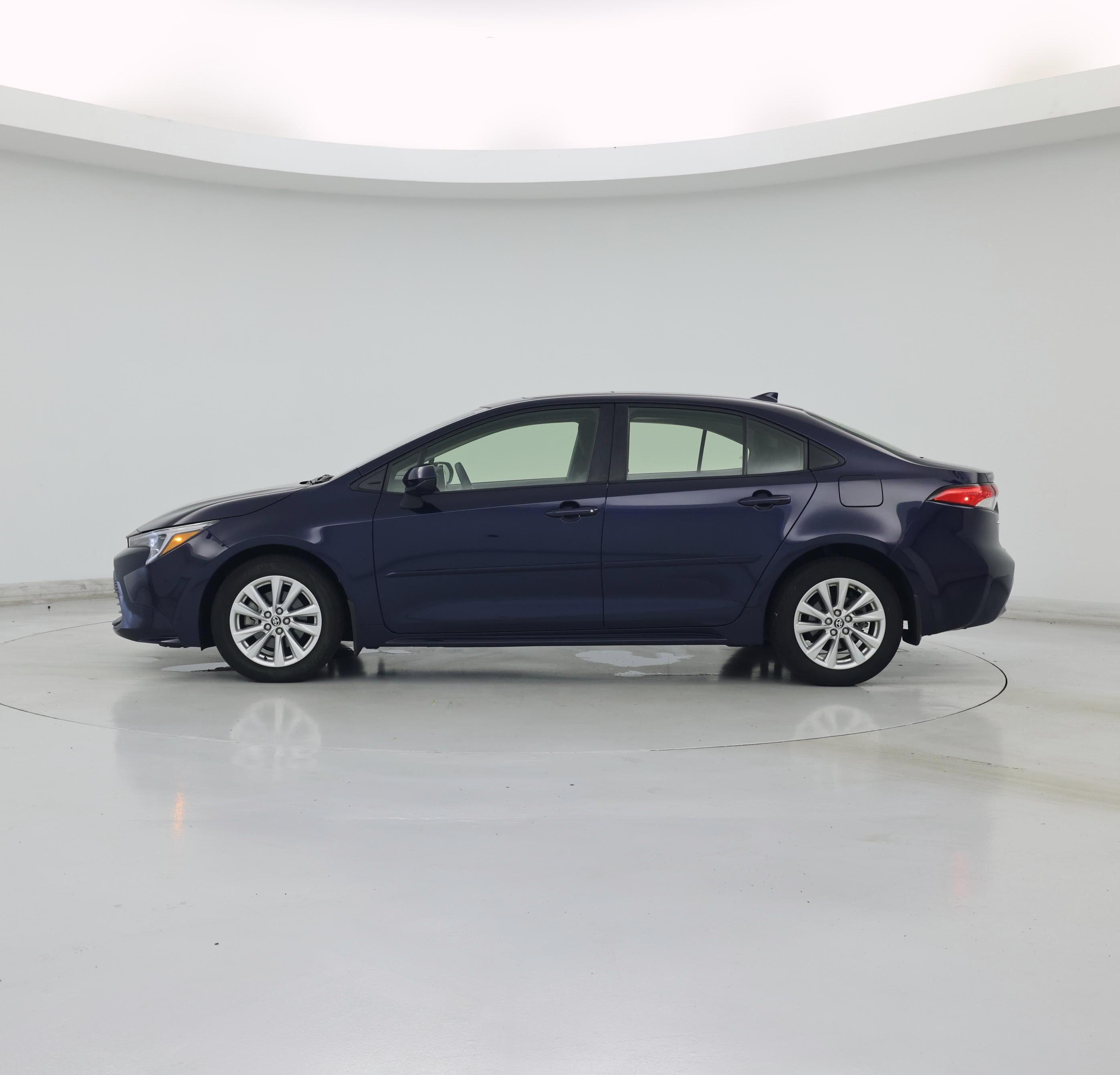 Thumbnail: 2023 Toyota Corolla - 3