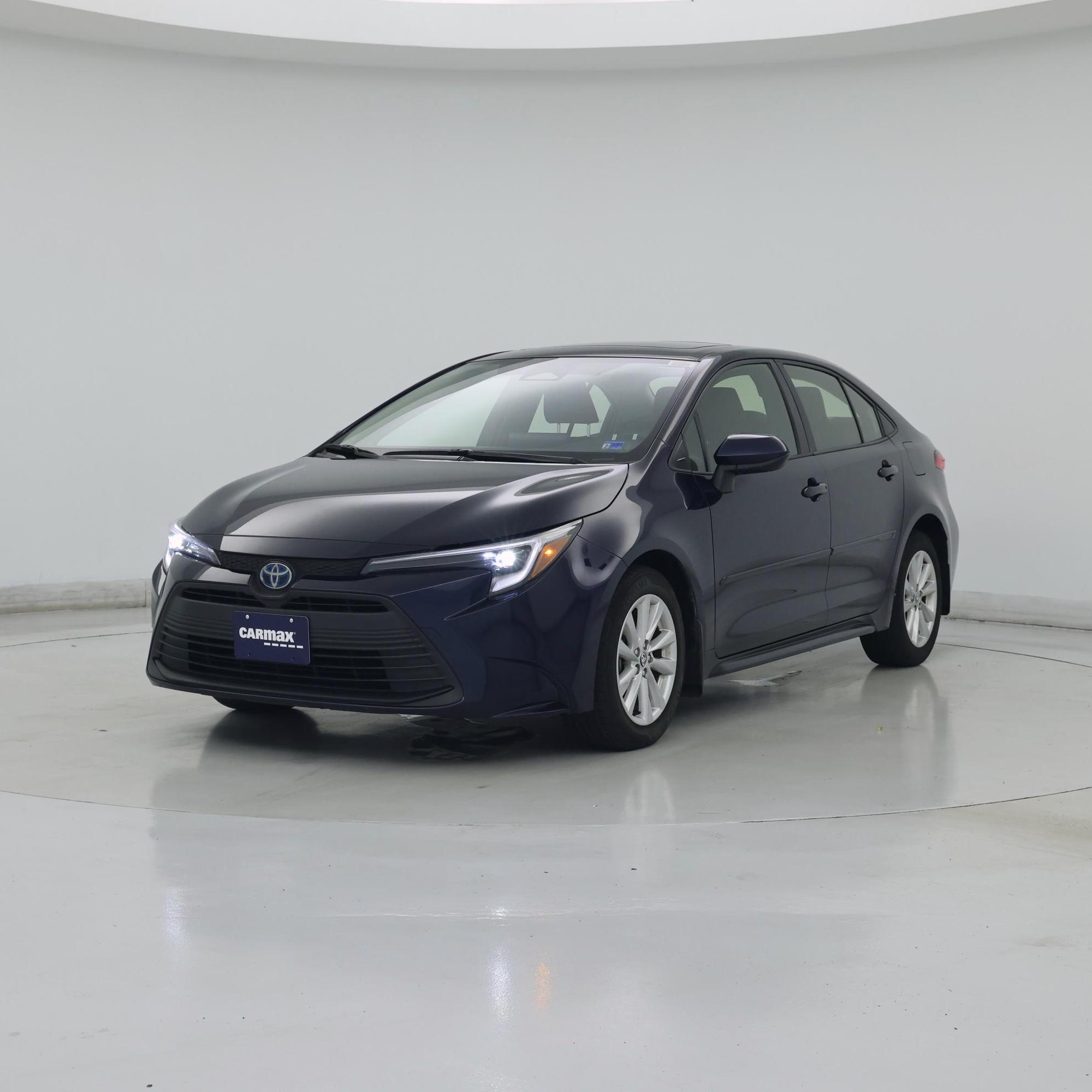 Thumbnail: 2023 Toyota Corolla - 4