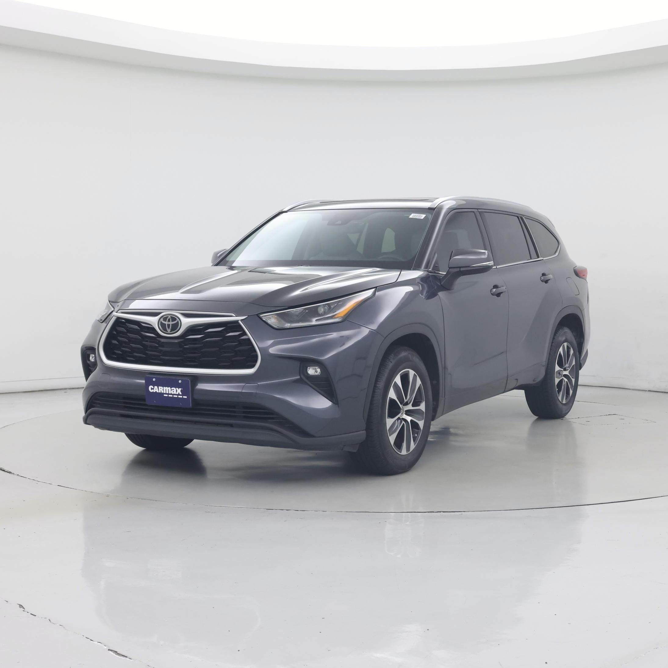 Thumbnail: 2021 Toyota Highlander - 4