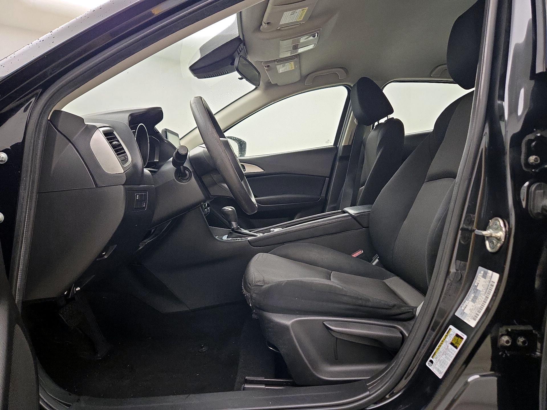 Thumbnail: 2018 Mazda Mazda3 - 11