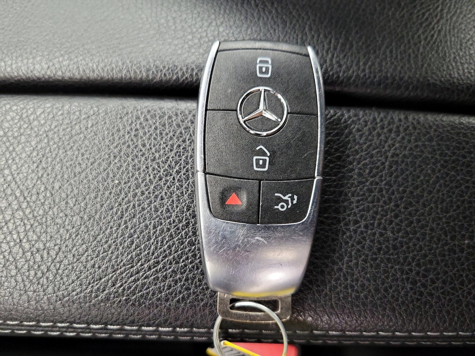 2023 Mercedes-Benz GLB Base - Photo 25