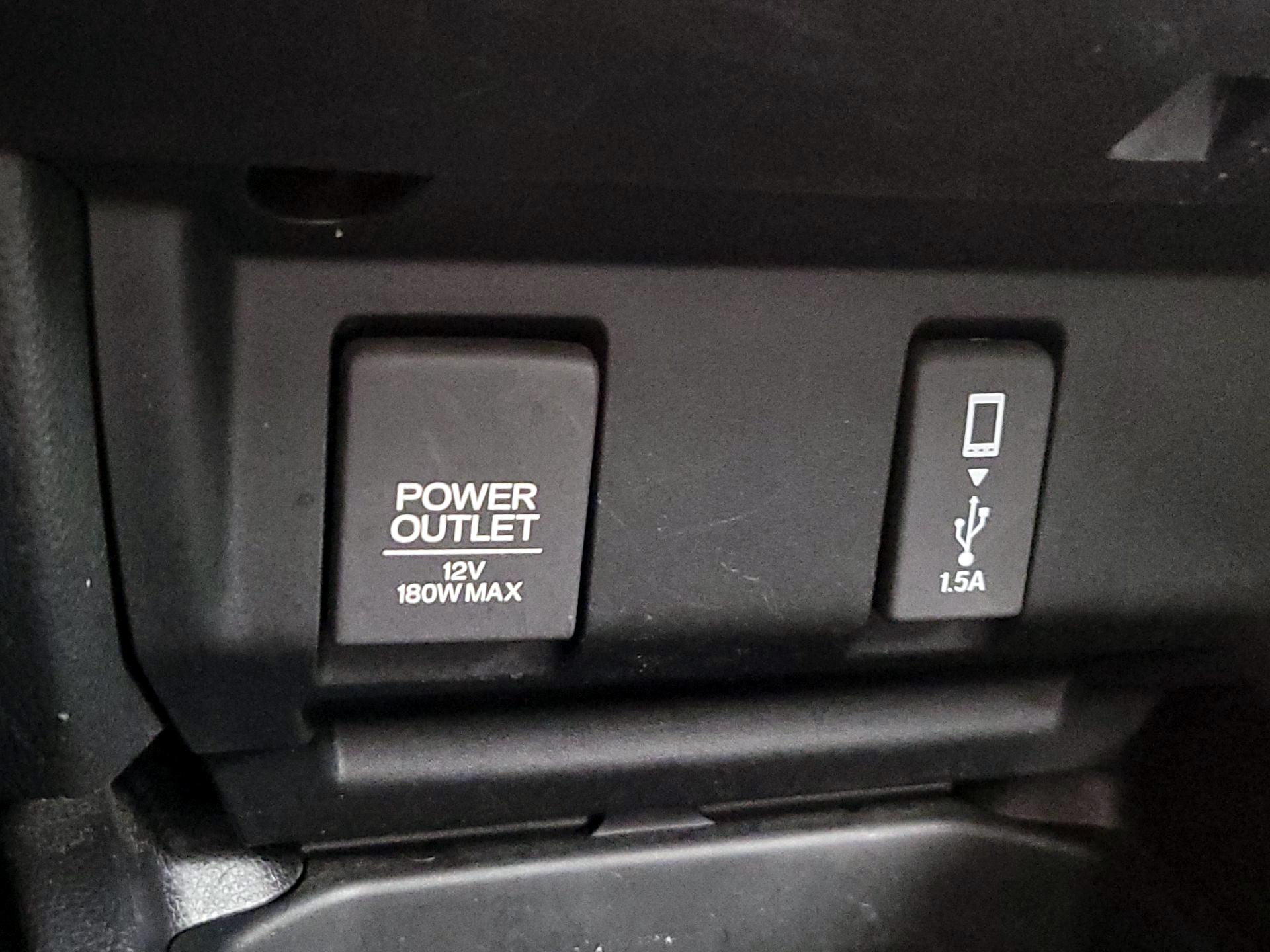 Thumbnail: 2018 Honda Fit - 18