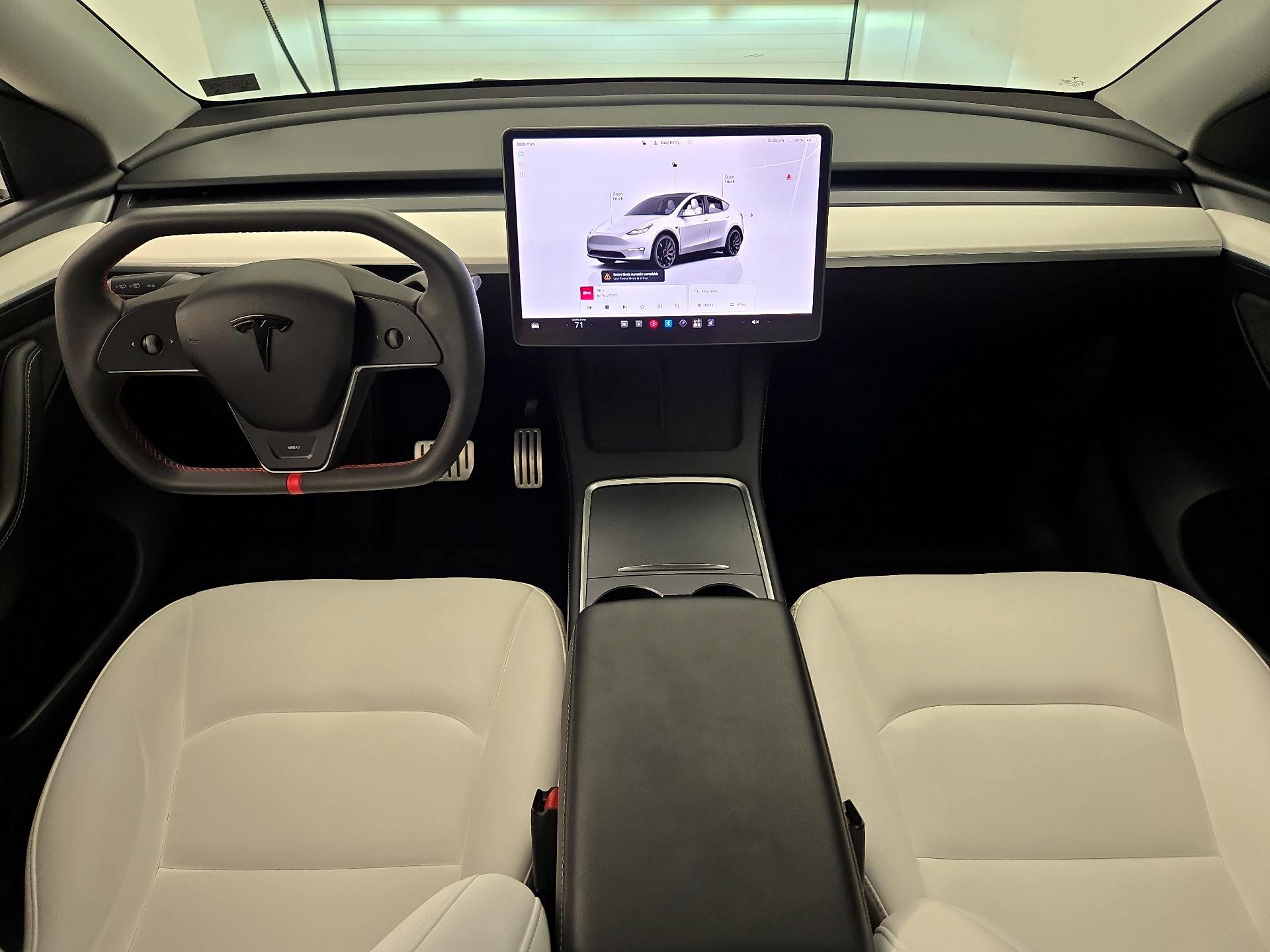 Thumbnail: 2023 Tesla Model Y - 9