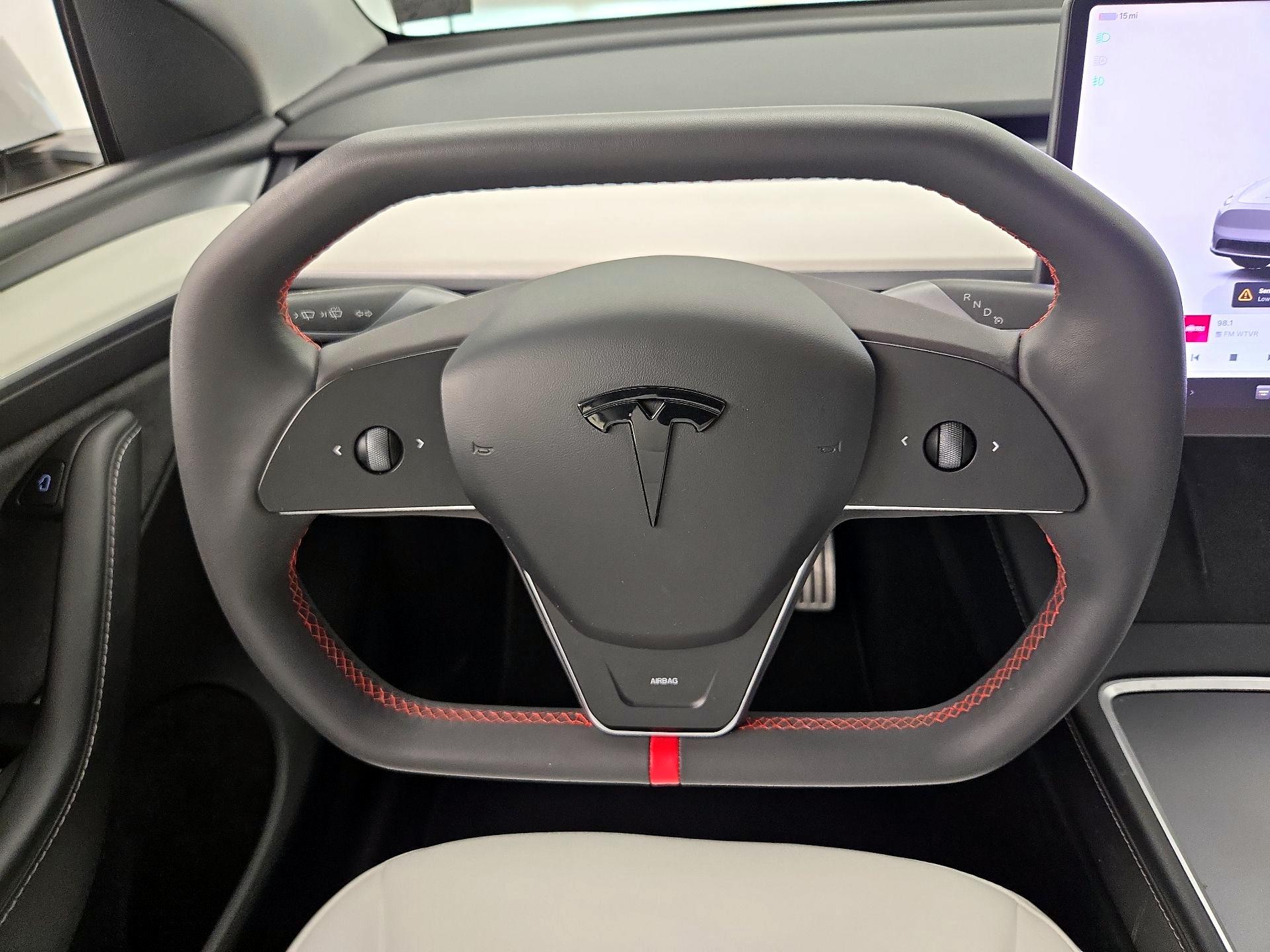 Thumbnail: 2023 Tesla Model Y - 10