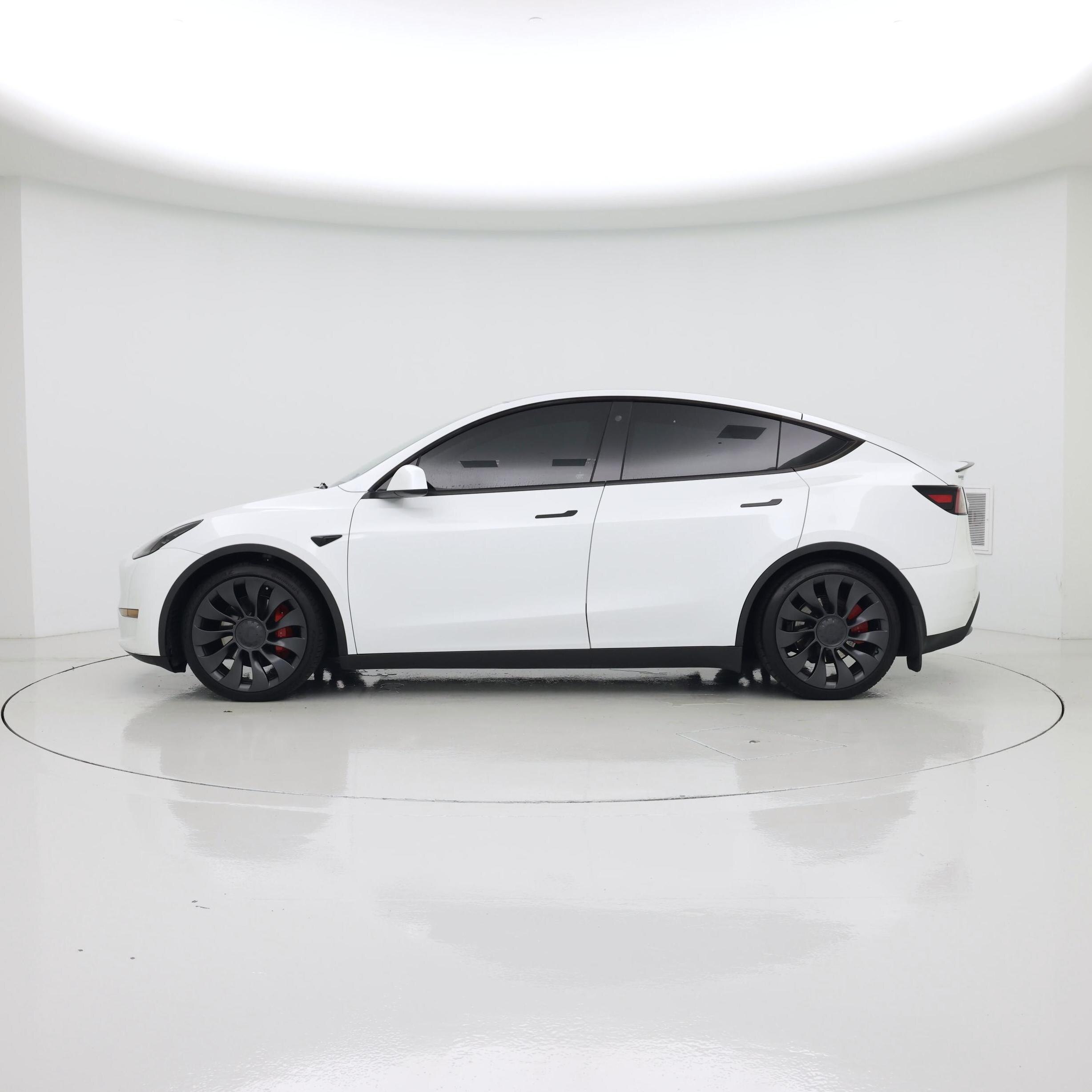 Thumbnail: 2023 Tesla Model Y - 3