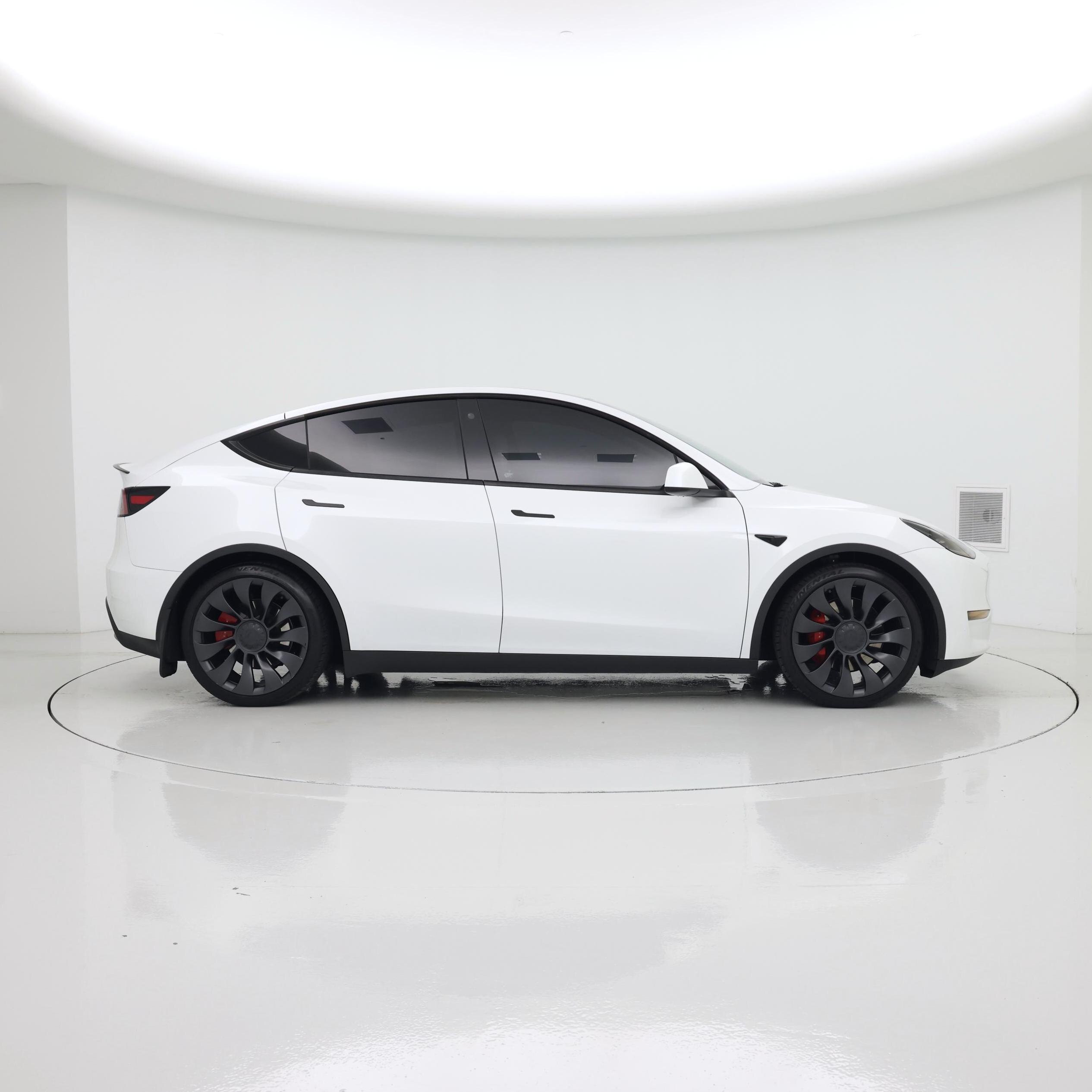 Thumbnail: 2023 Tesla Model Y - 7
