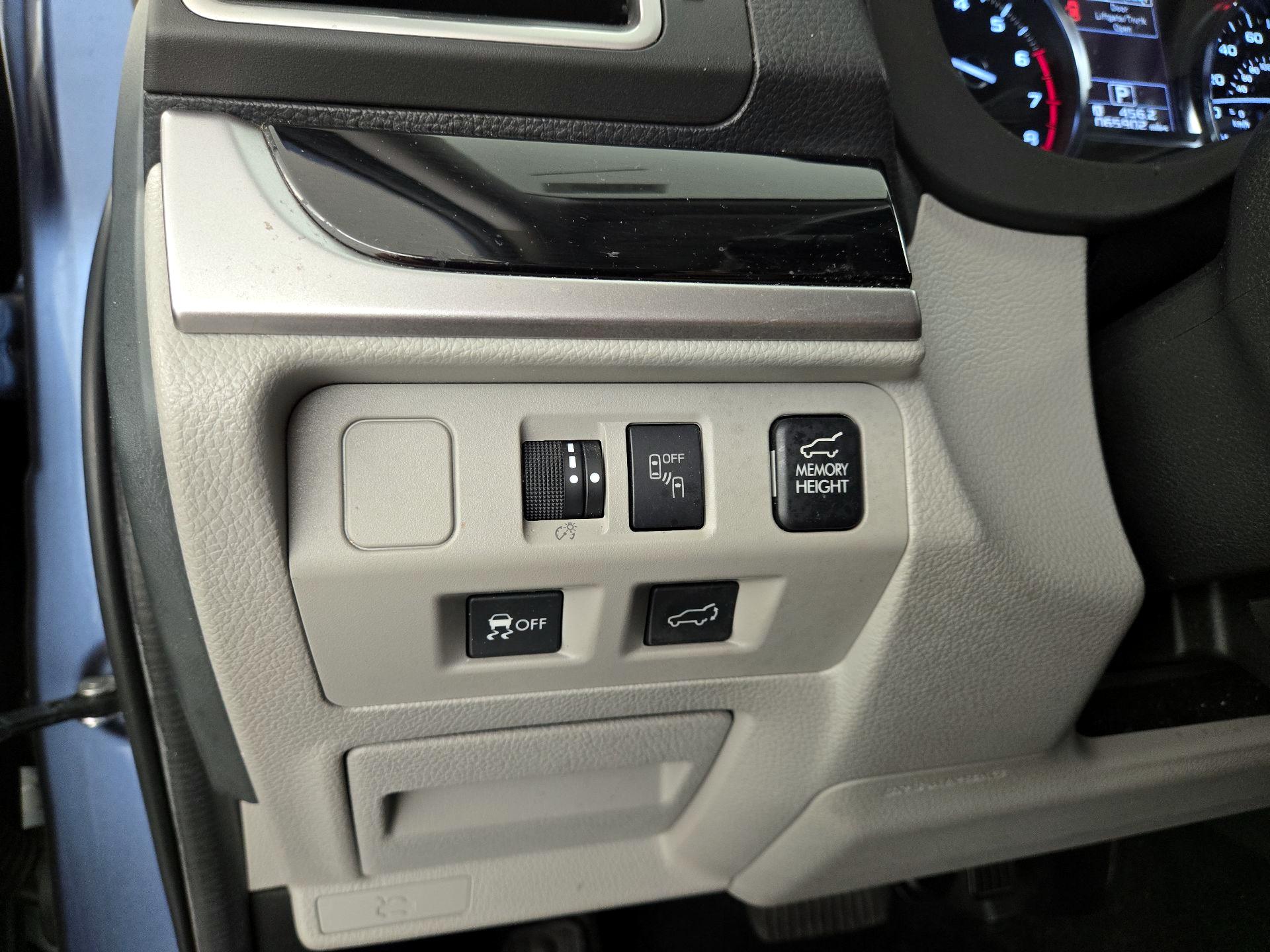 Thumbnail: 2017 Subaru Forester - 13