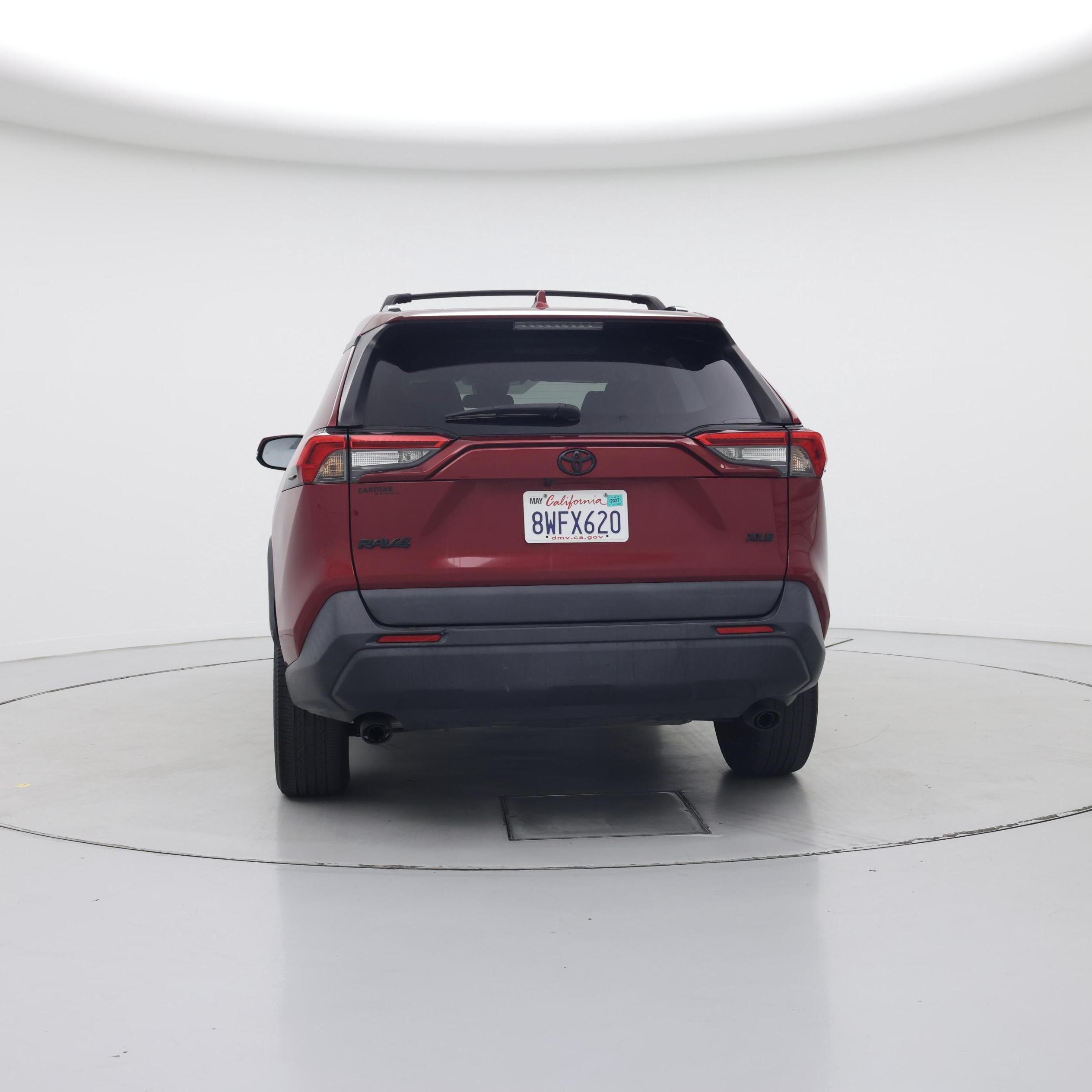 Thumbnail: 2021 Toyota RAV4 - 6