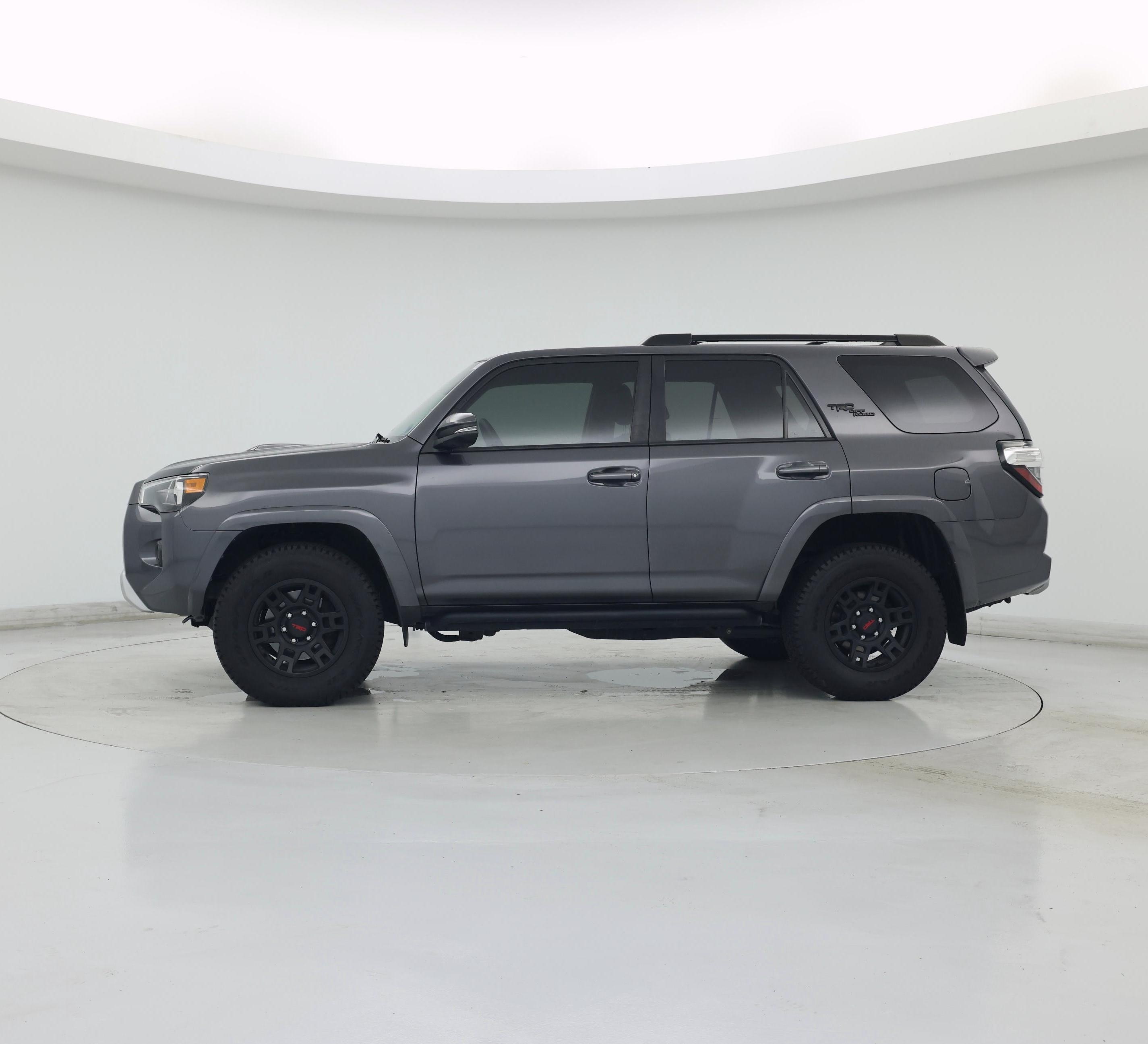 Thumbnail: 2022 Toyota 4Runner - 3