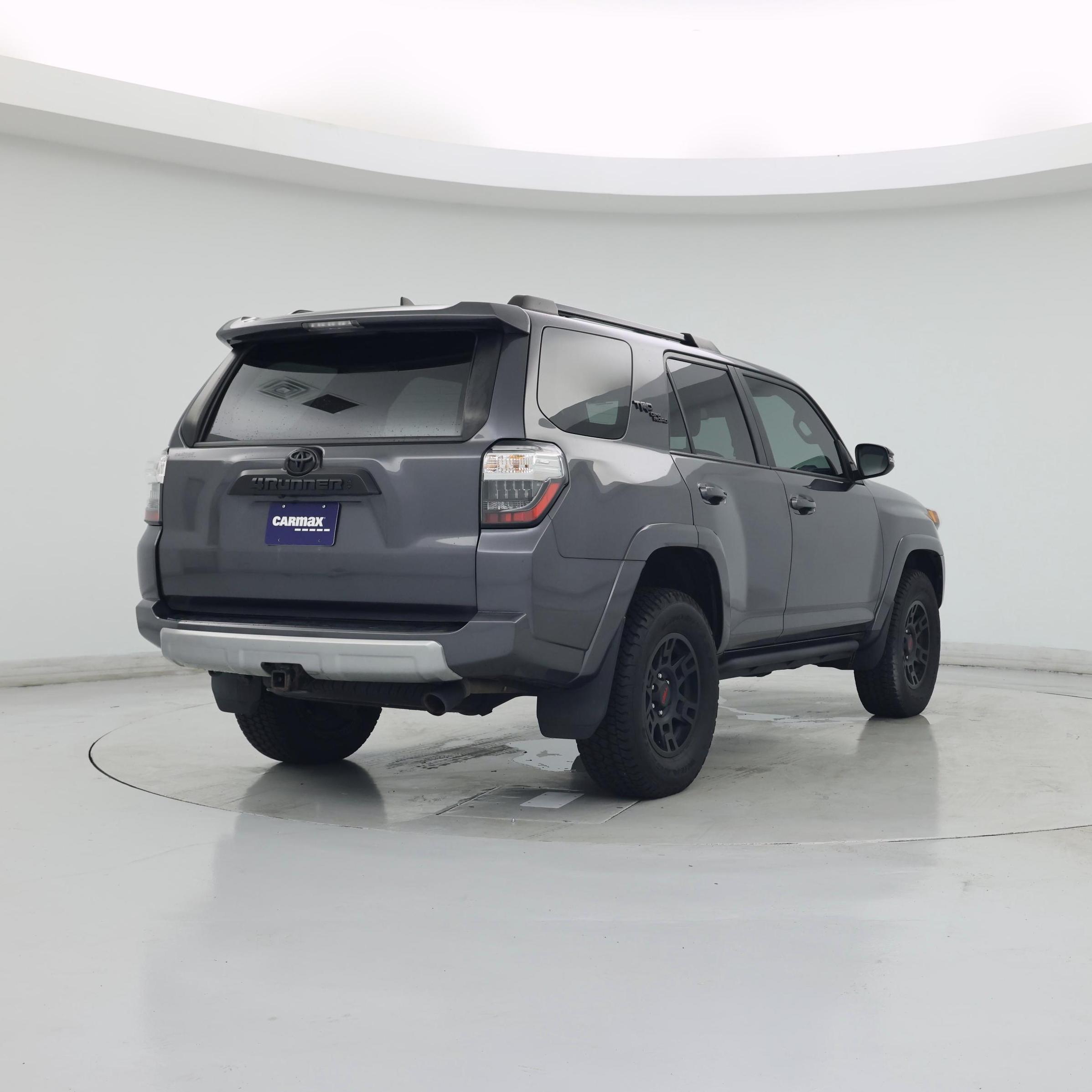 Thumbnail: 2022 Toyota 4Runner - 8
