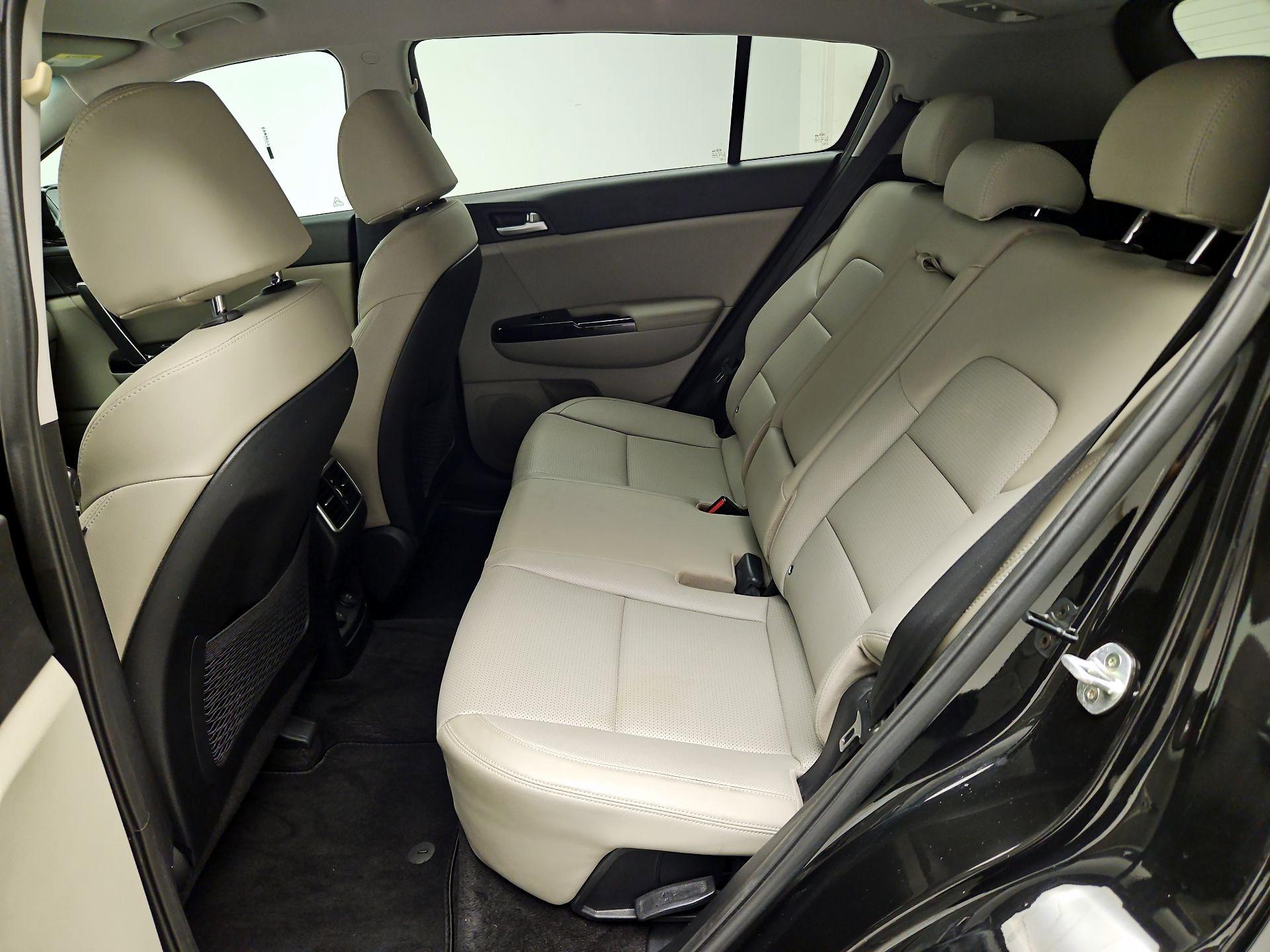 Thumbnail: 2020 Kia Sportage - 17