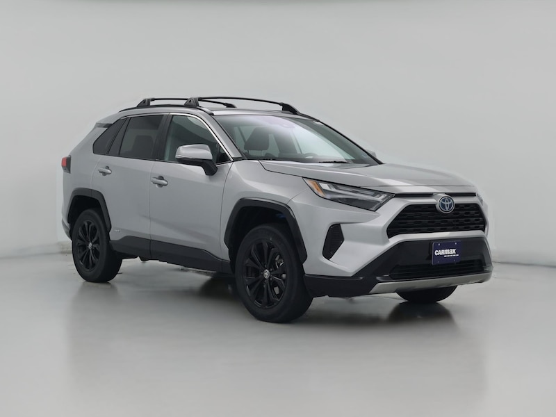 2023 Toyota RAV4 SE