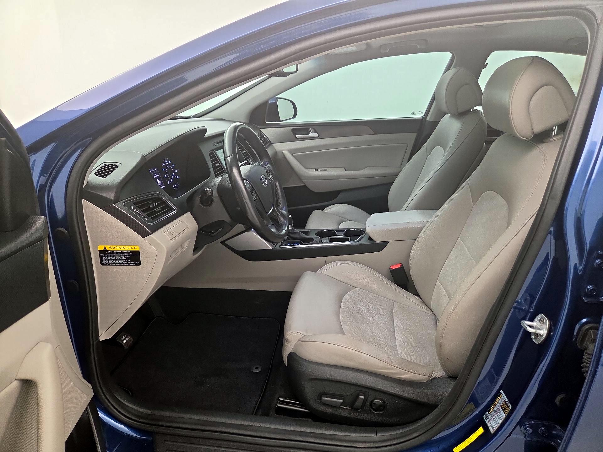 Thumbnail: 2017 Hyundai Sonata - 11