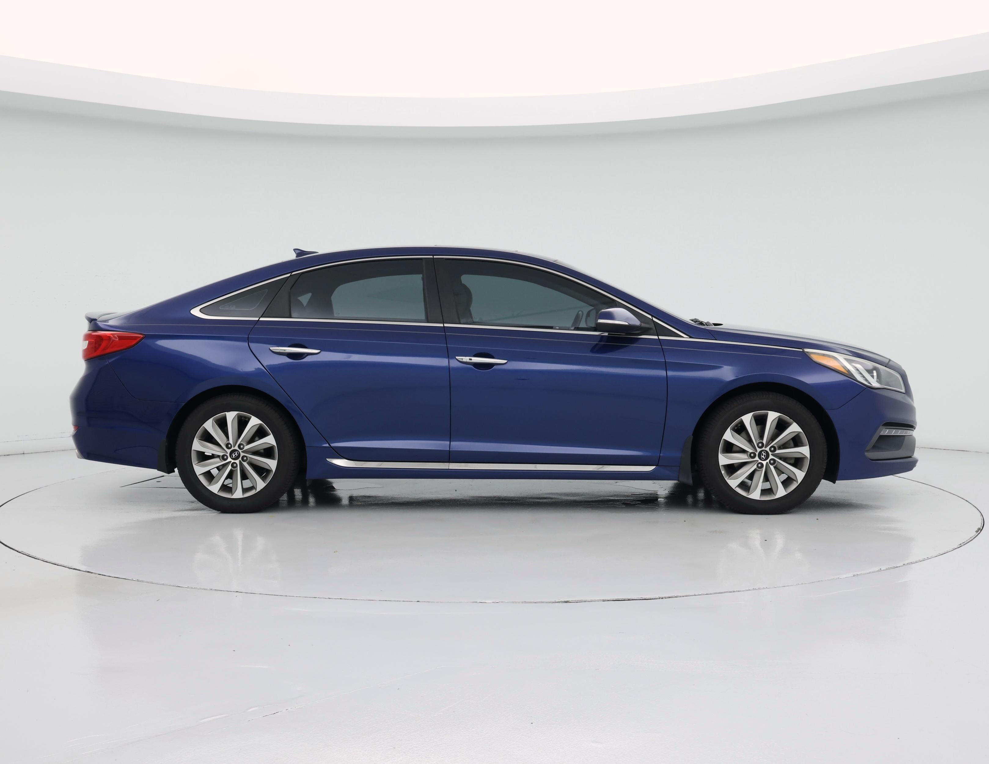 Thumbnail: 2017 Hyundai Sonata - 7