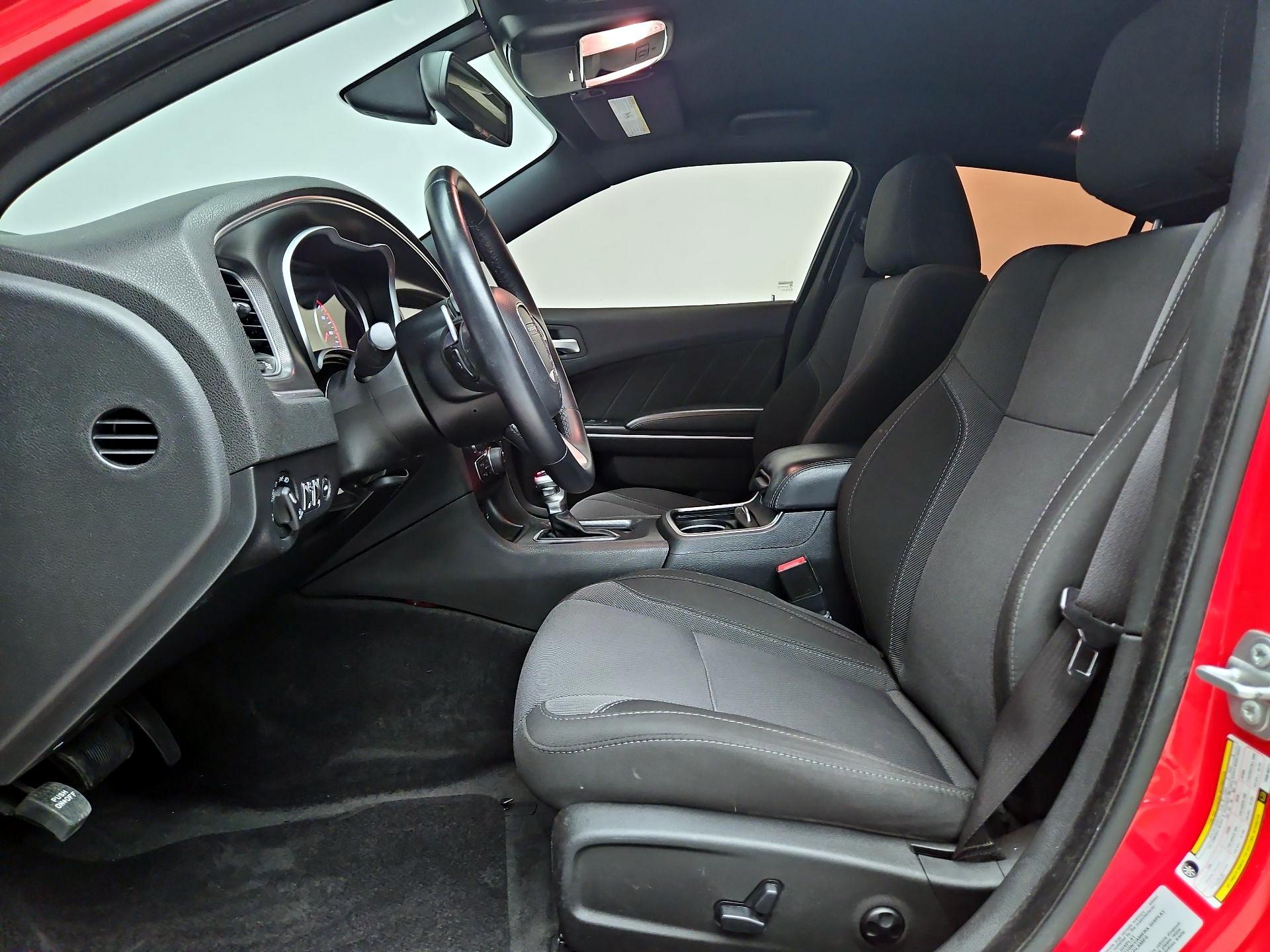 Thumbnail: 2015 Dodge Charger - 11
