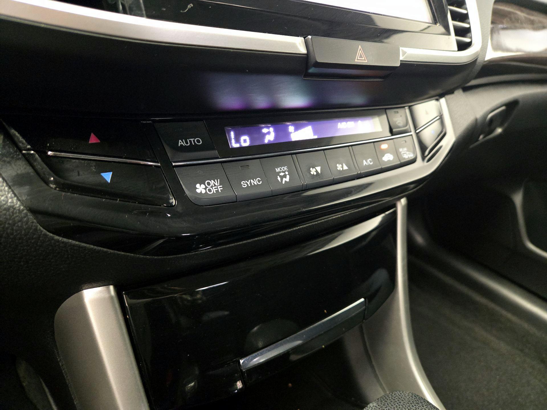 Thumbnail: 2016 Honda Accord - 16