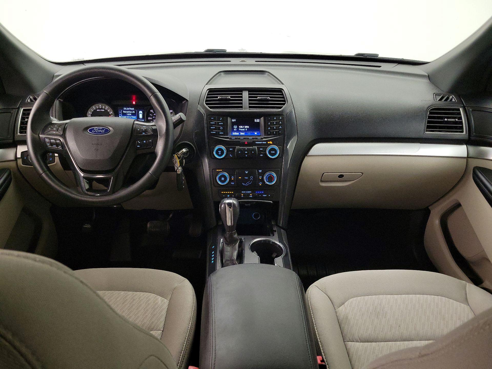 Thumbnail: 2018 Ford Explorer - 9