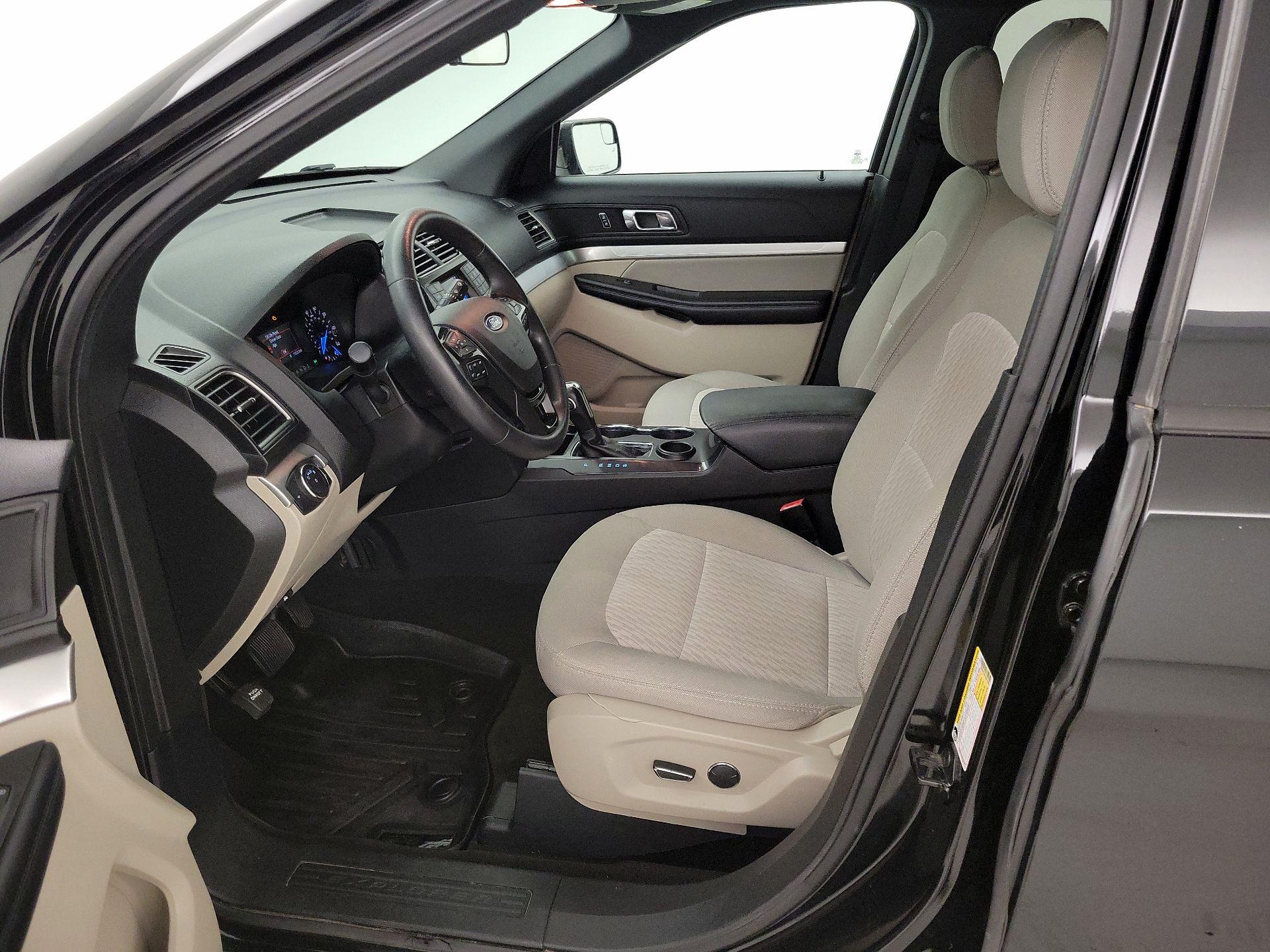 Thumbnail: 2018 Ford Explorer - 11