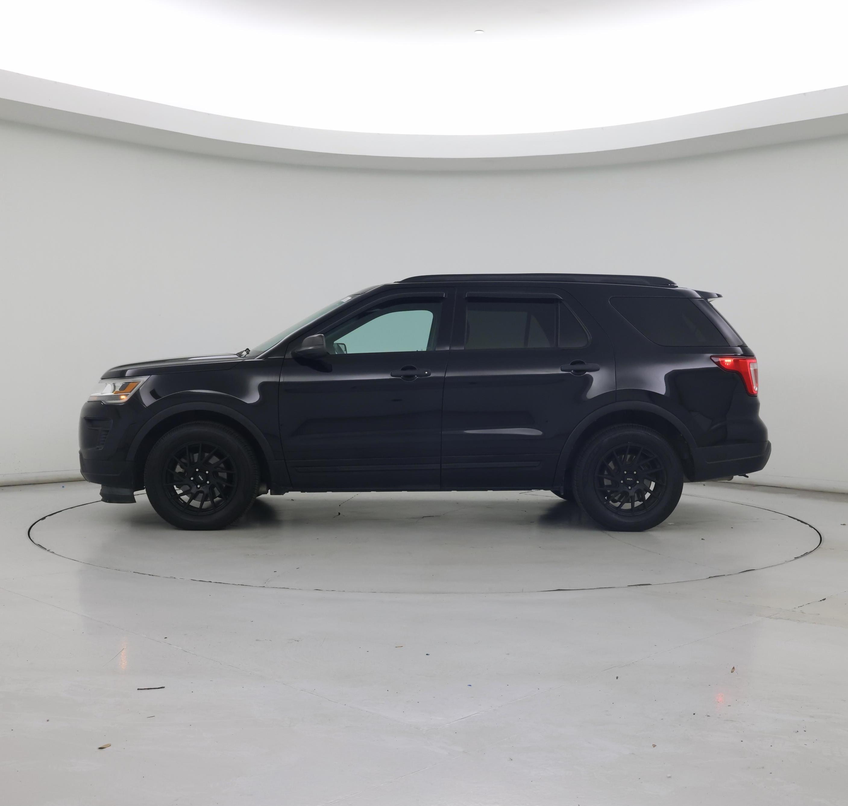 Thumbnail: 2018 Ford Explorer - 3