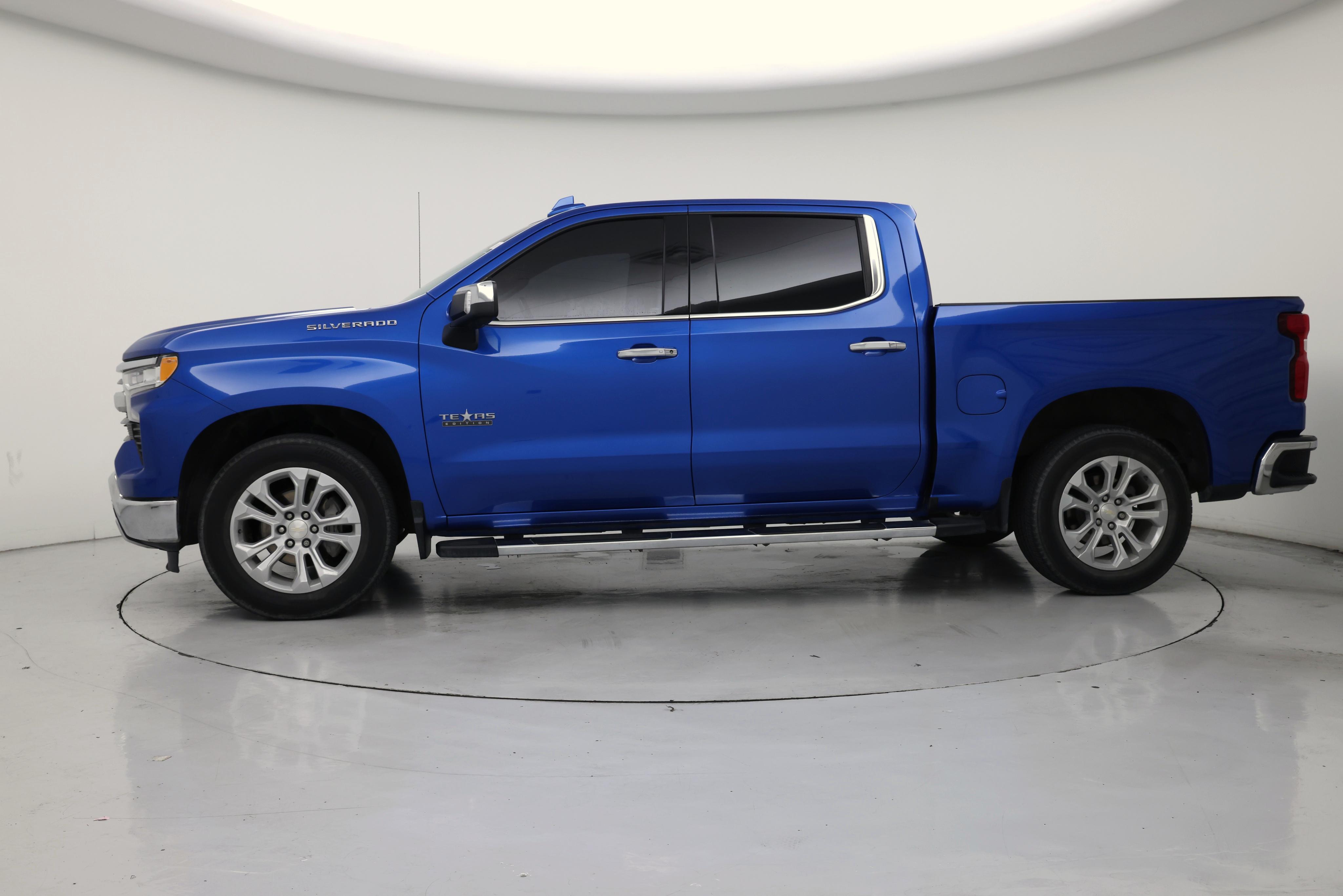 Thumbnail: 2022 Chevrolet Silverado 1500 - 3