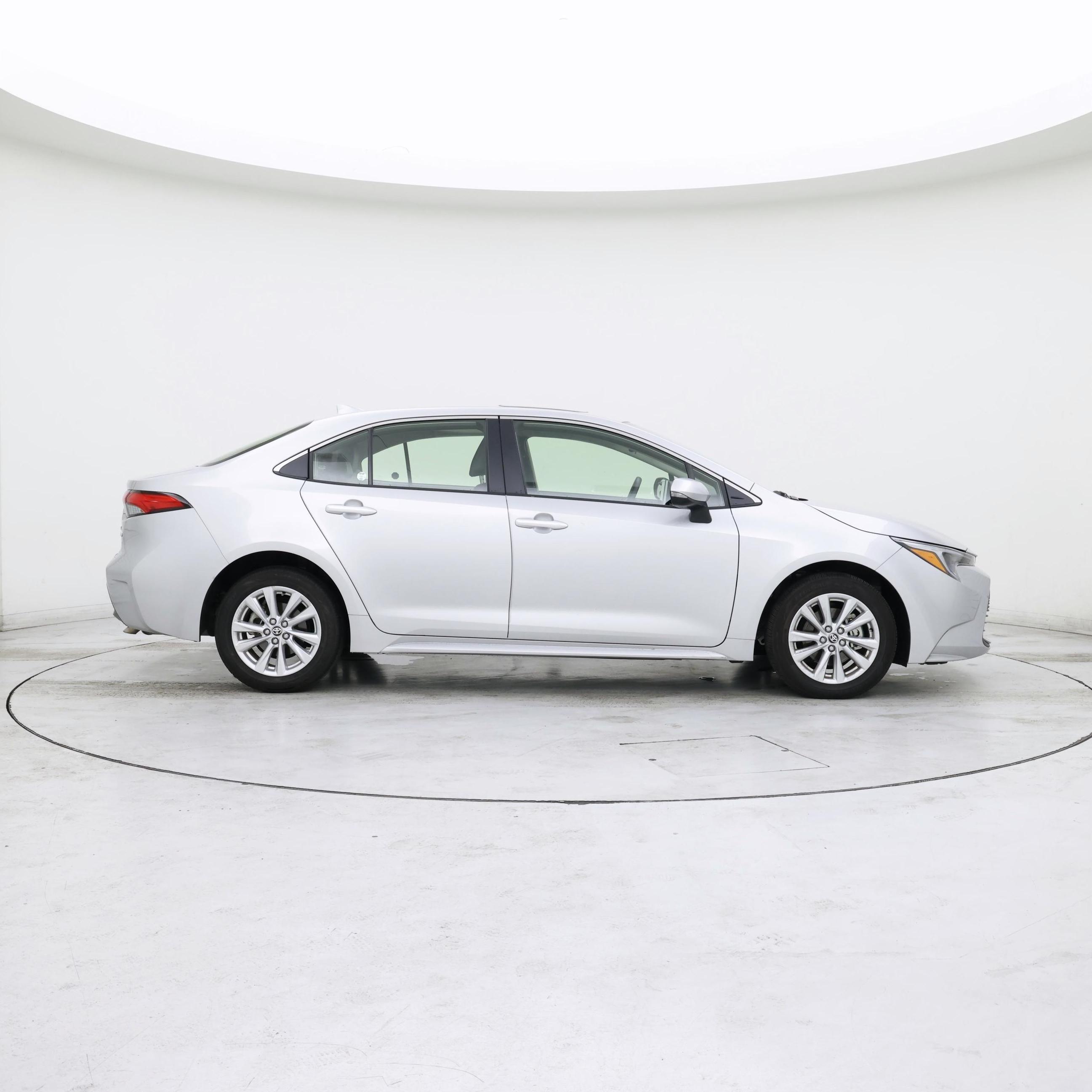 Thumbnail: 2023 Toyota Corolla - 7