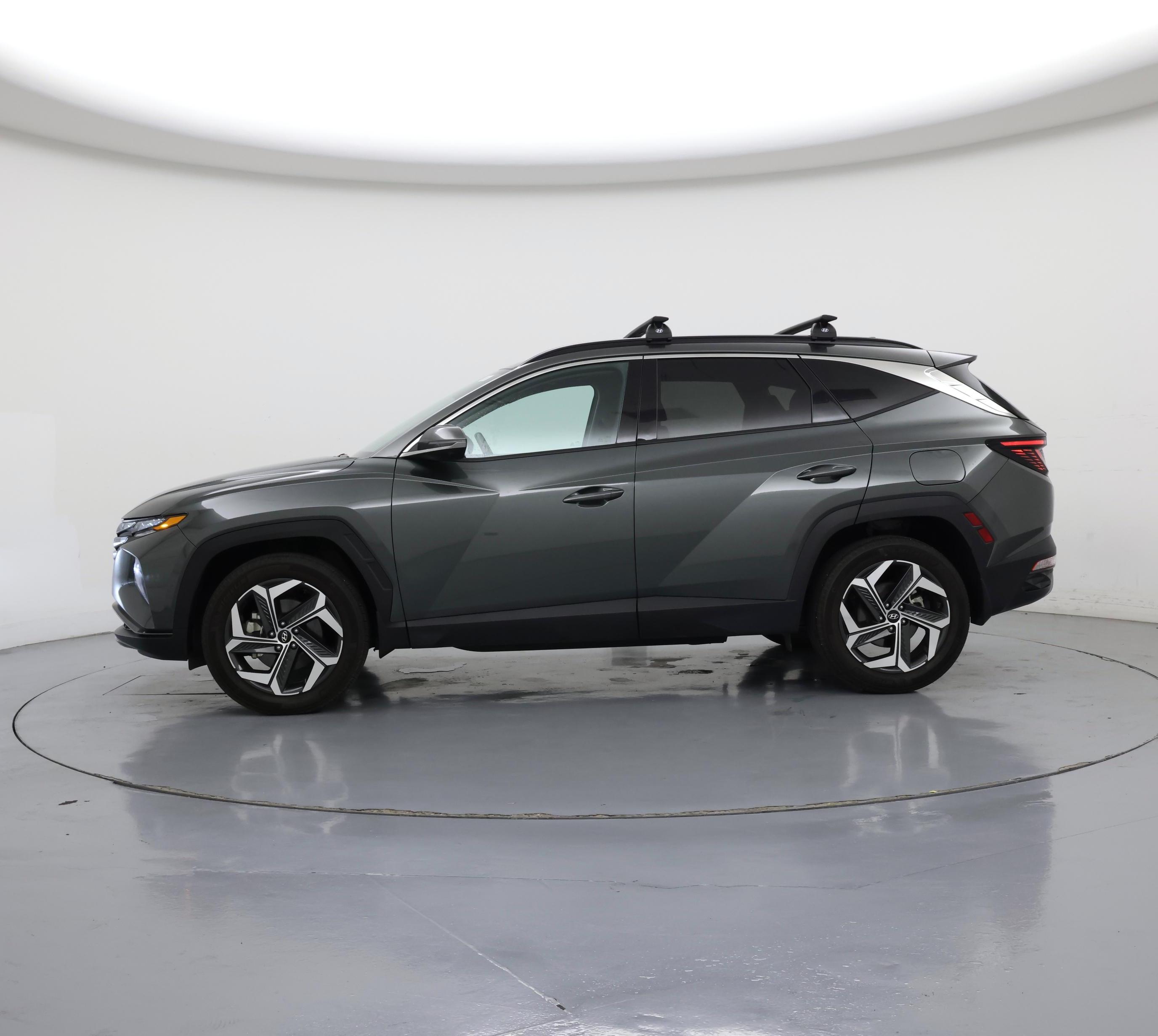 Thumbnail: 2022 Hyundai Tucson - 3