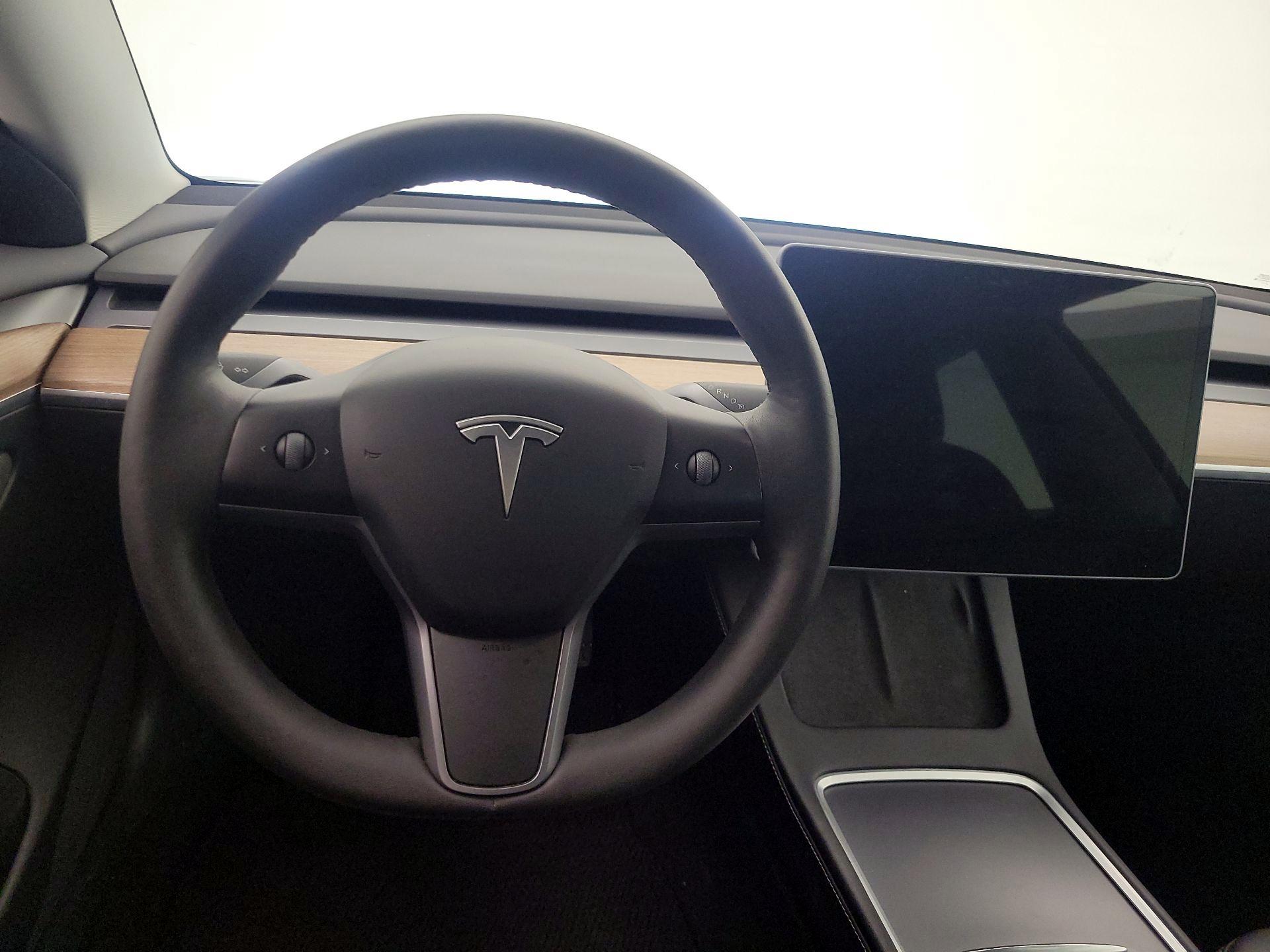 Thumbnail: 2022 Tesla Model 3 - 10