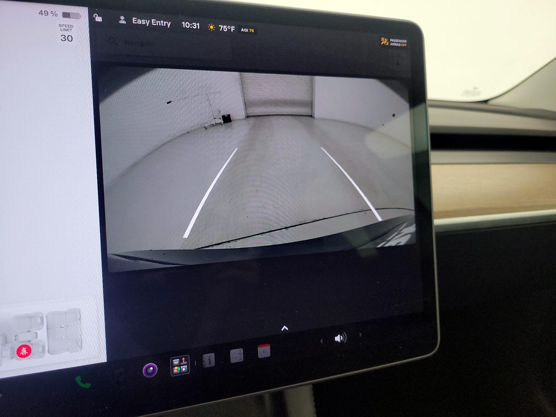 Thumbnail: 2022 Tesla Model 3 - 14
